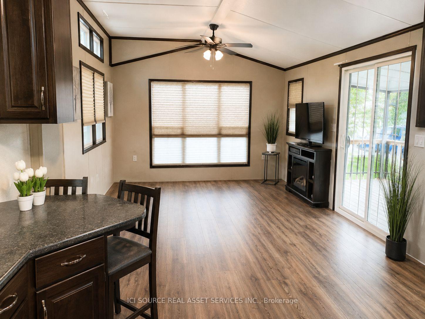 Photo 33 of Unit WCL-CT015, 15 Chippewa Trail, Wasaga Beach — HOMEH