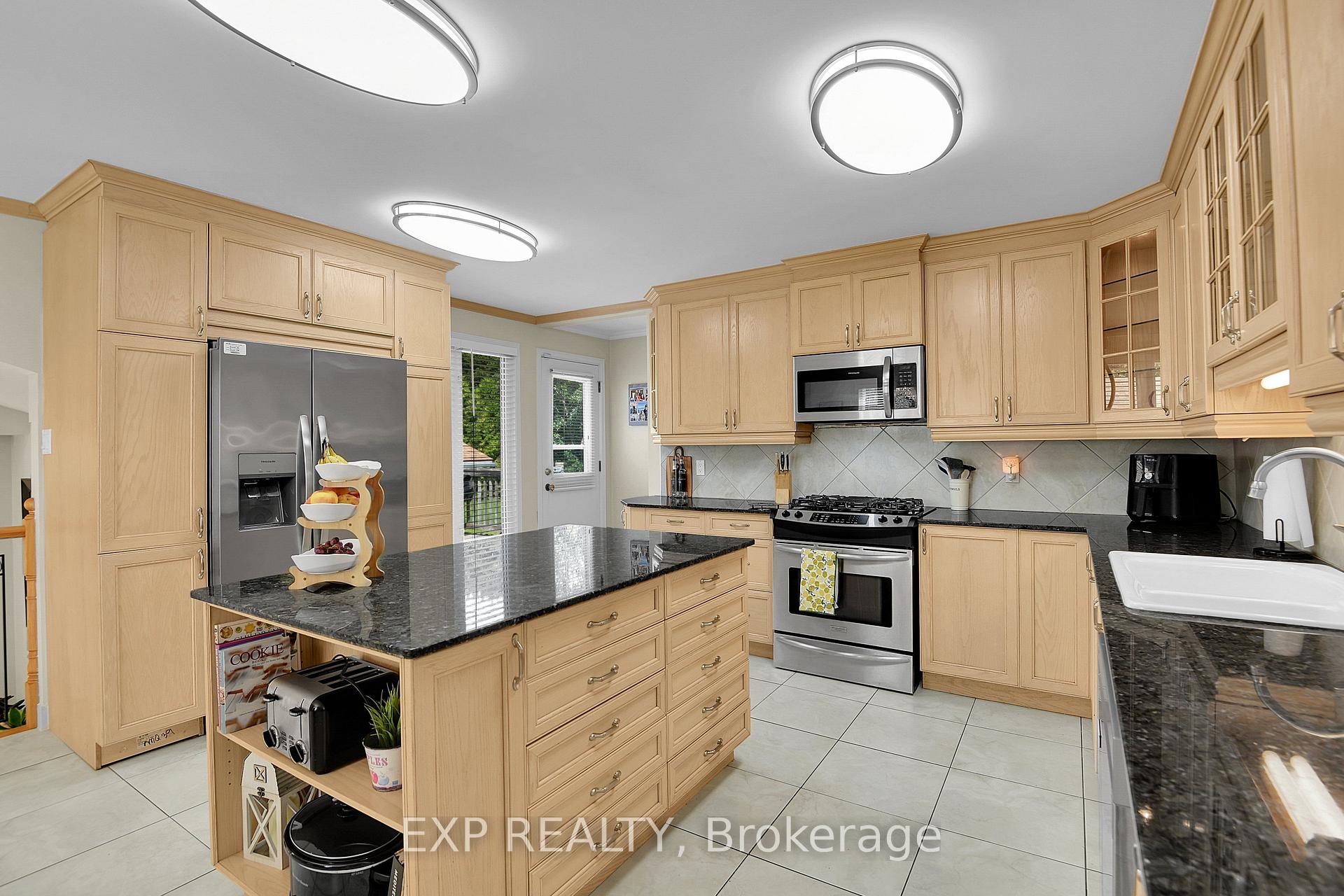 Photo 10 of 1383 Keswick Drive, Ottawa, Greely — HOMEH