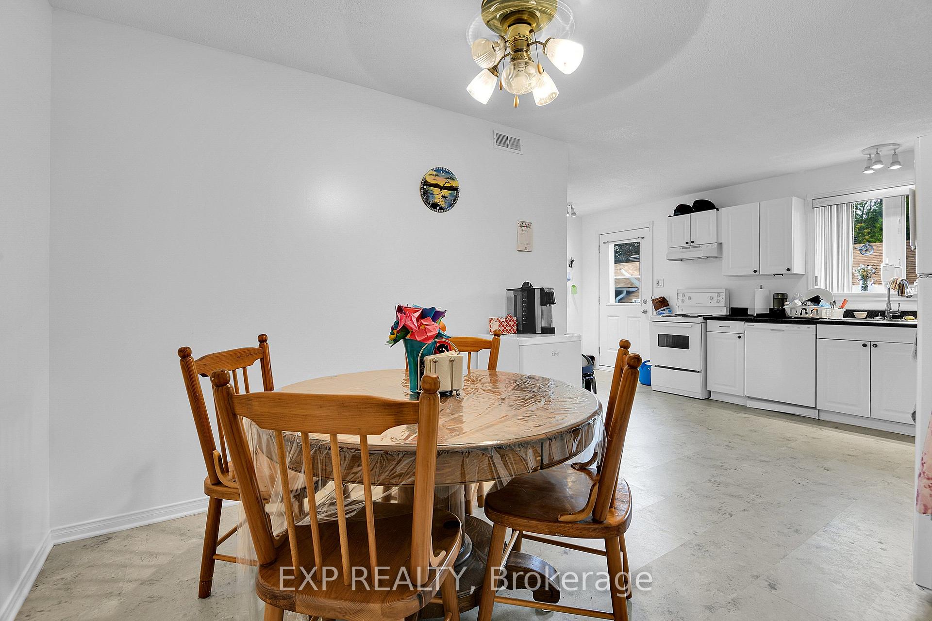 Photo 27 of 1383 Keswick Drive, Ottawa, Greely — HOMEH