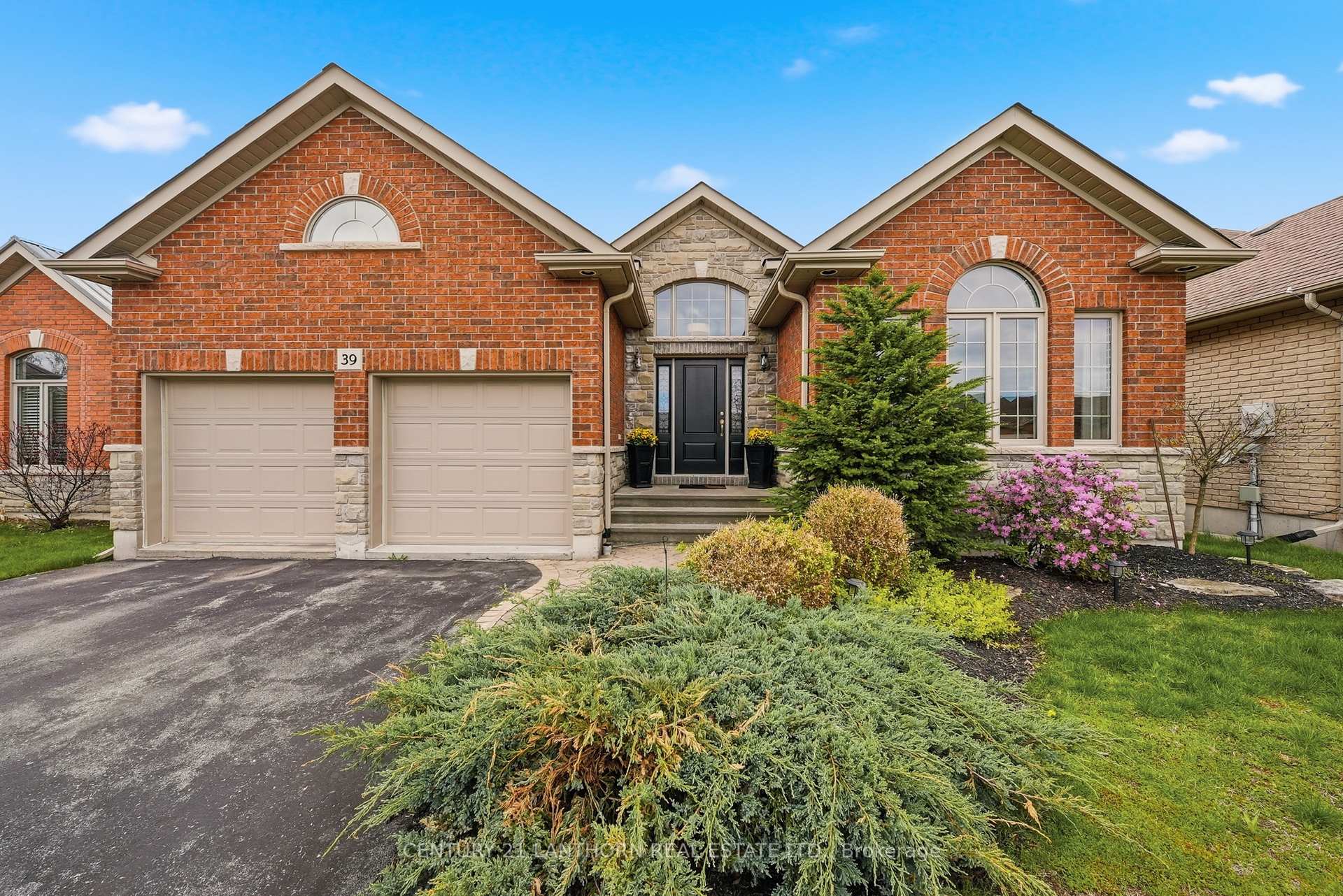 Photo 5 of 39 McDougall Drive, Belleville, Thurlow Ward — HOMEH