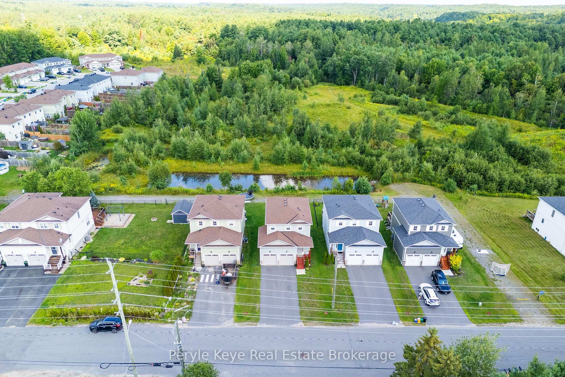 Photo 17 of 81 Douglas Drive, Bracebridge, Macaulay — HOMEH