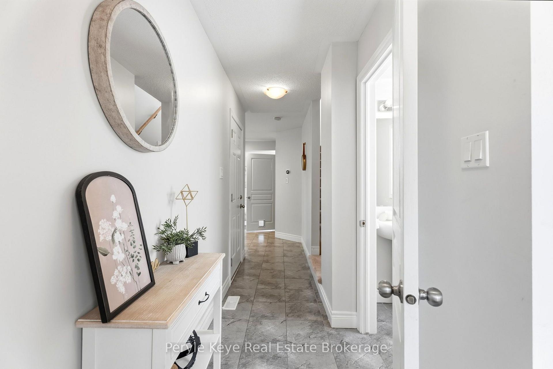 Photo 22 of 81 Douglas Drive, Bracebridge, Macaulay — HOMEH