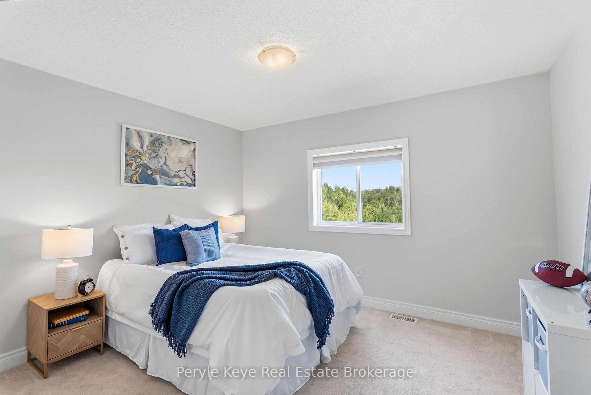Photo 52 of 81 Douglas Drive, Bracebridge, Macaulay — HOMEH