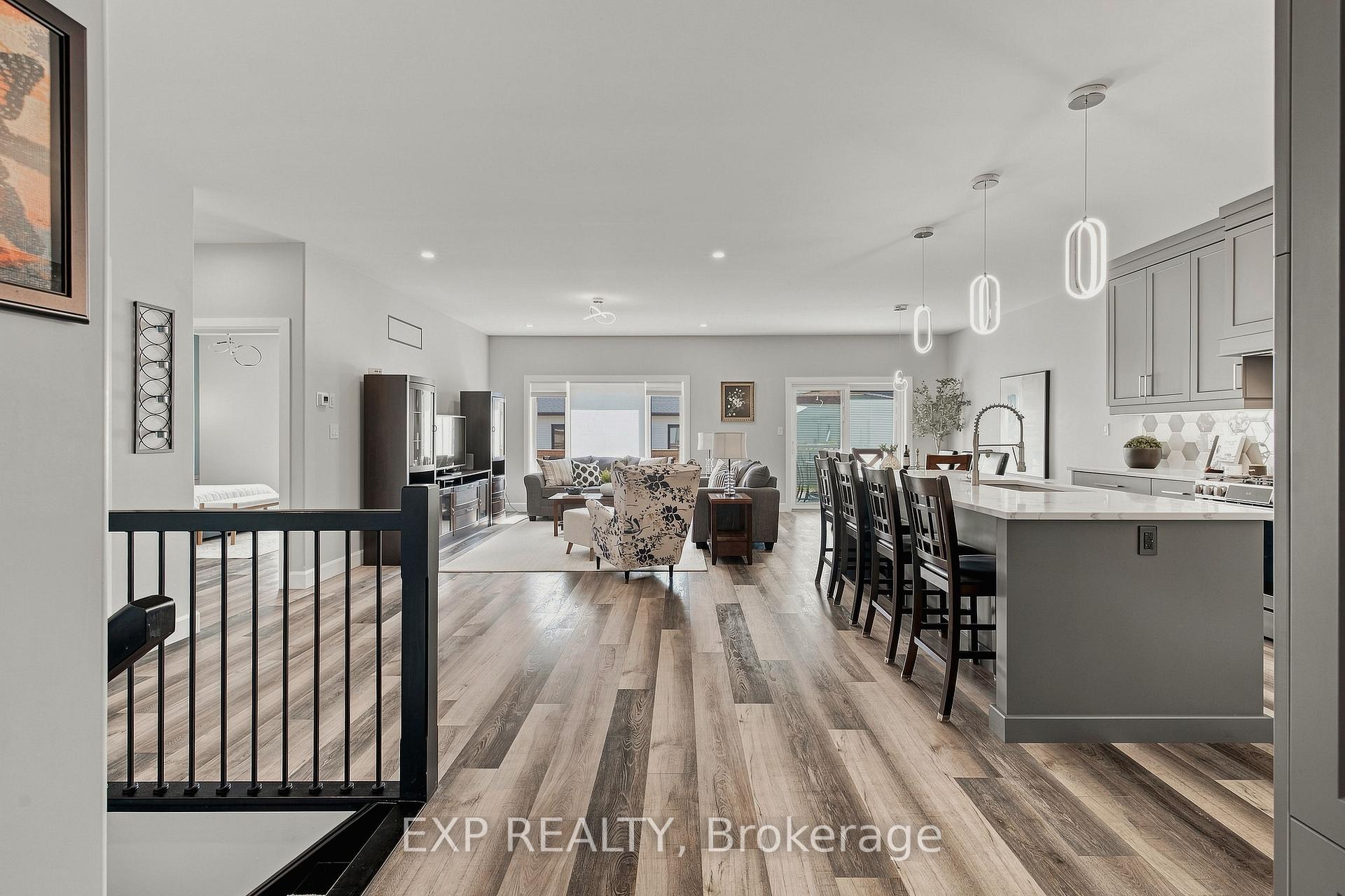 Photo 5 of 1070 Evans Street W, North Perth, Elma — HOMEH