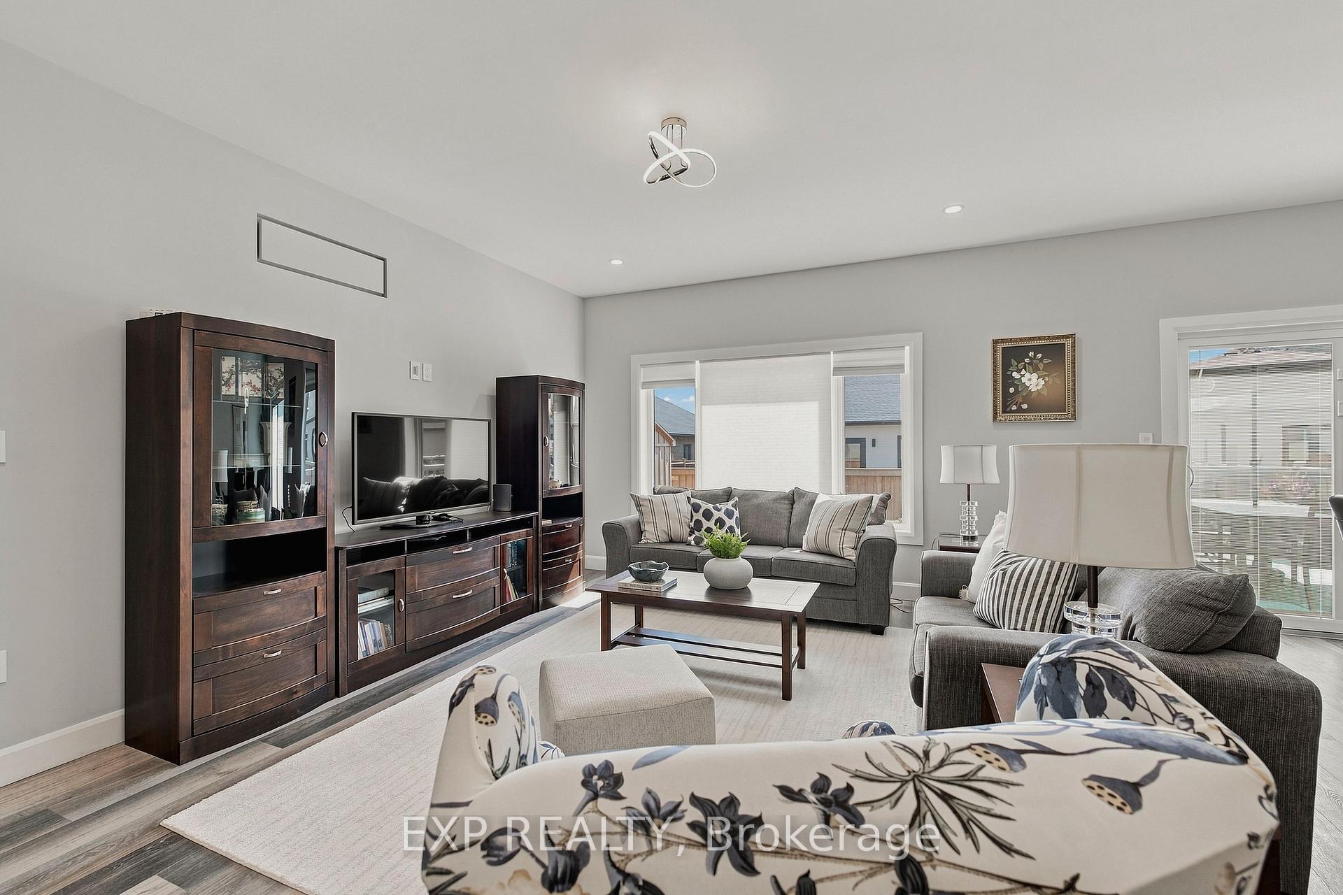 Photo 13 of 1070 Evans Street W, North Perth, Elma — HOMEH