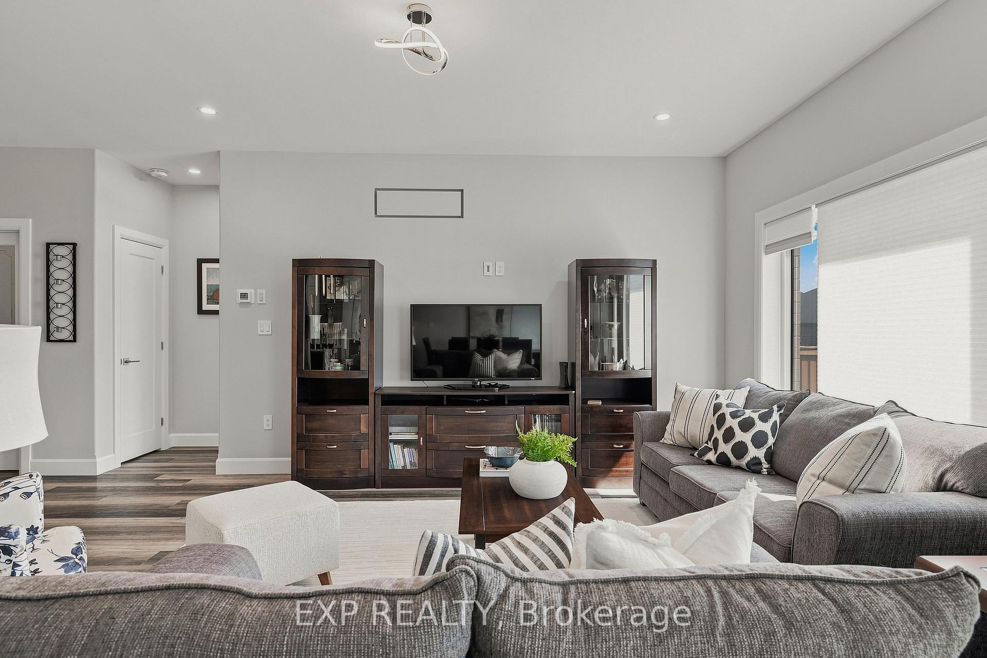 Photo 14 of 1070 Evans Street W, North Perth, Elma — HOMEH