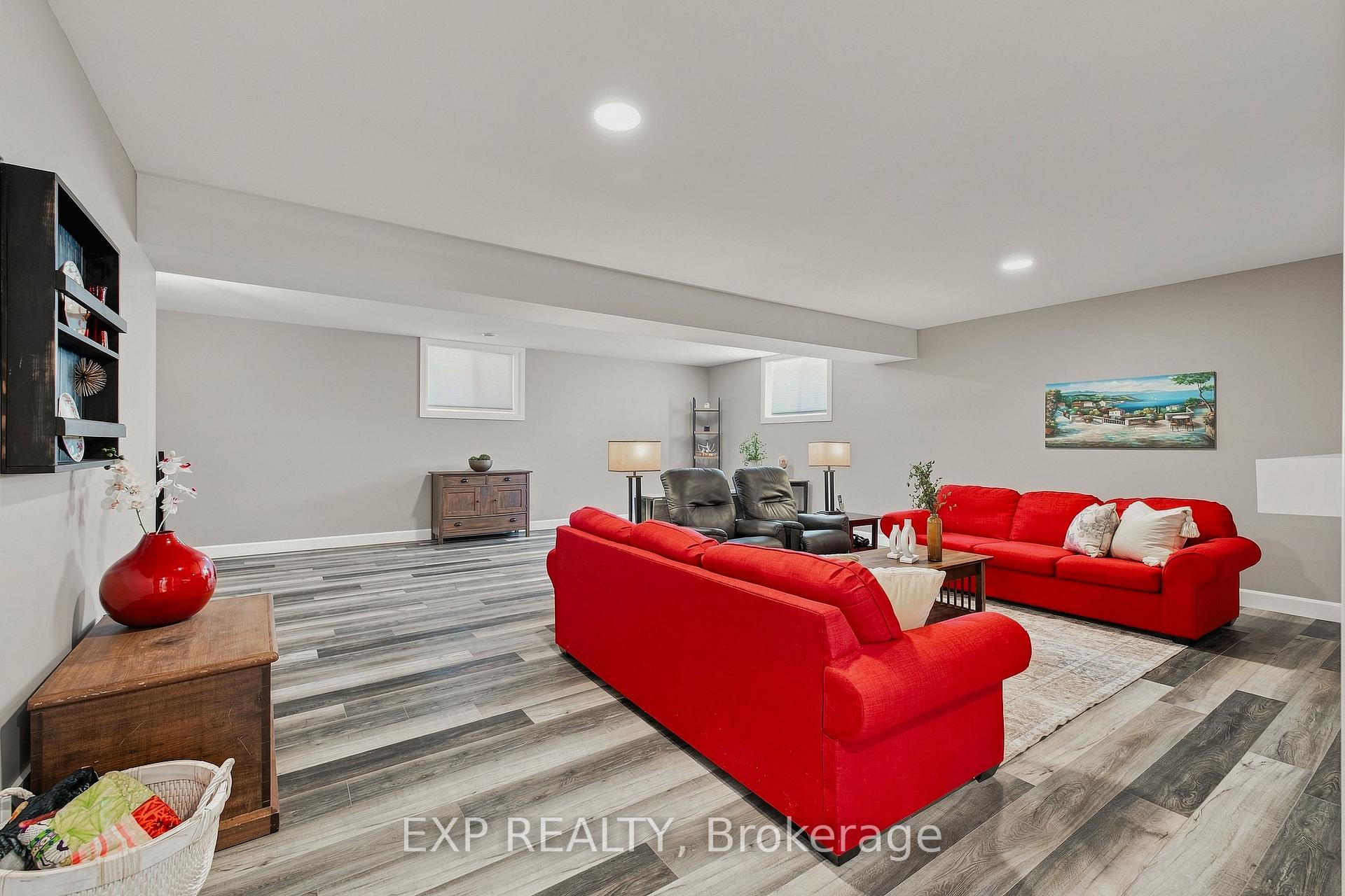 Photo 35 of 1070 Evans Street W, North Perth, Elma — HOMEH