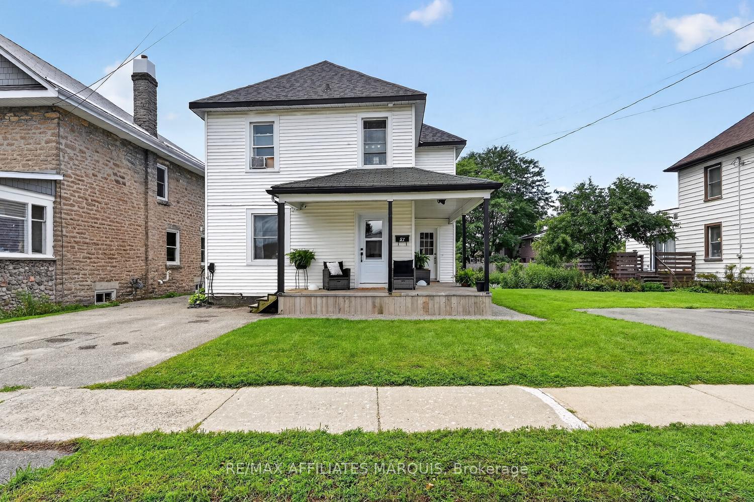 Photo 4 of 57 Smiths Falls Avenue, Smiths Falls, Smiths Falls — HOMEH