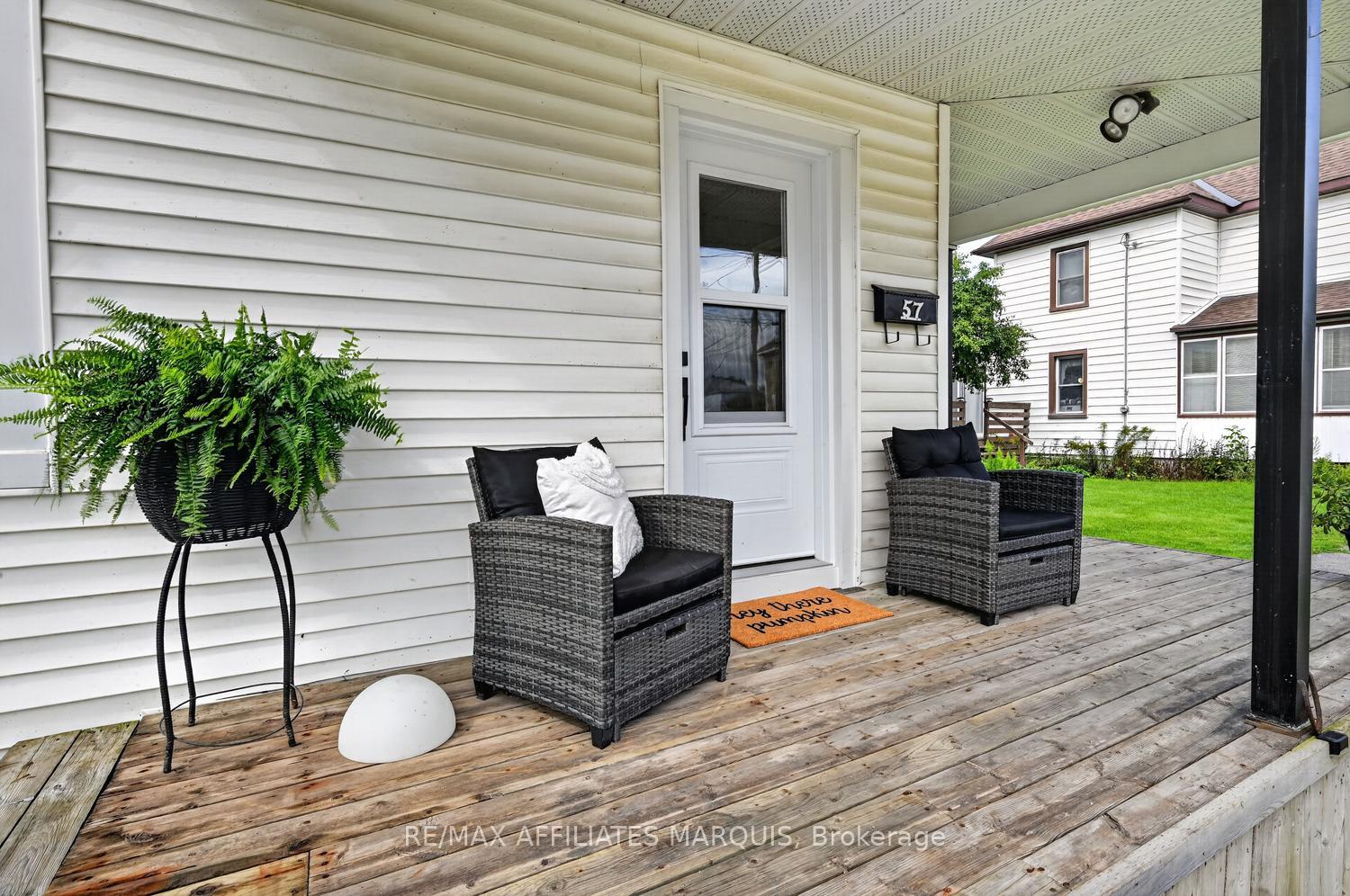 Photo 8 of 57 Smiths Falls Avenue, Smiths Falls, Smiths Falls — HOMEH