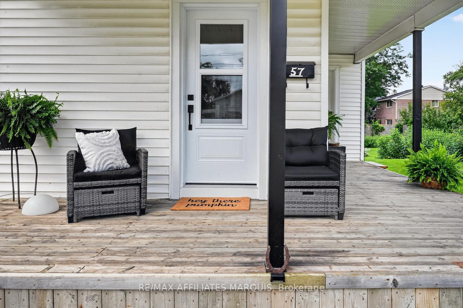 Photo 9 of 57 Smiths Falls Avenue, Smiths Falls, Smiths Falls — HOMEH
