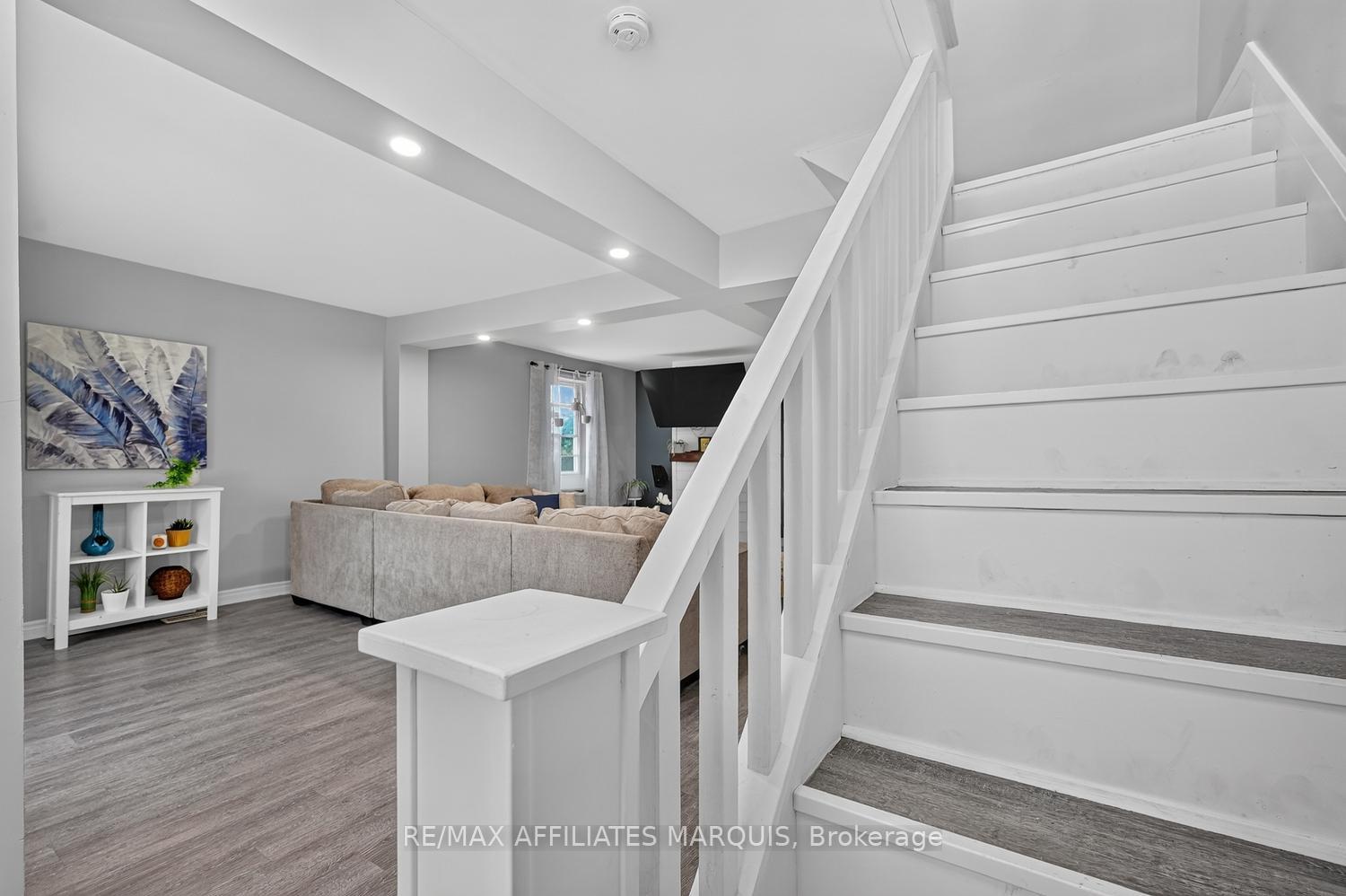 Photo 11 of 57 Smiths Falls Avenue, Smiths Falls, Smiths Falls — HOMEH