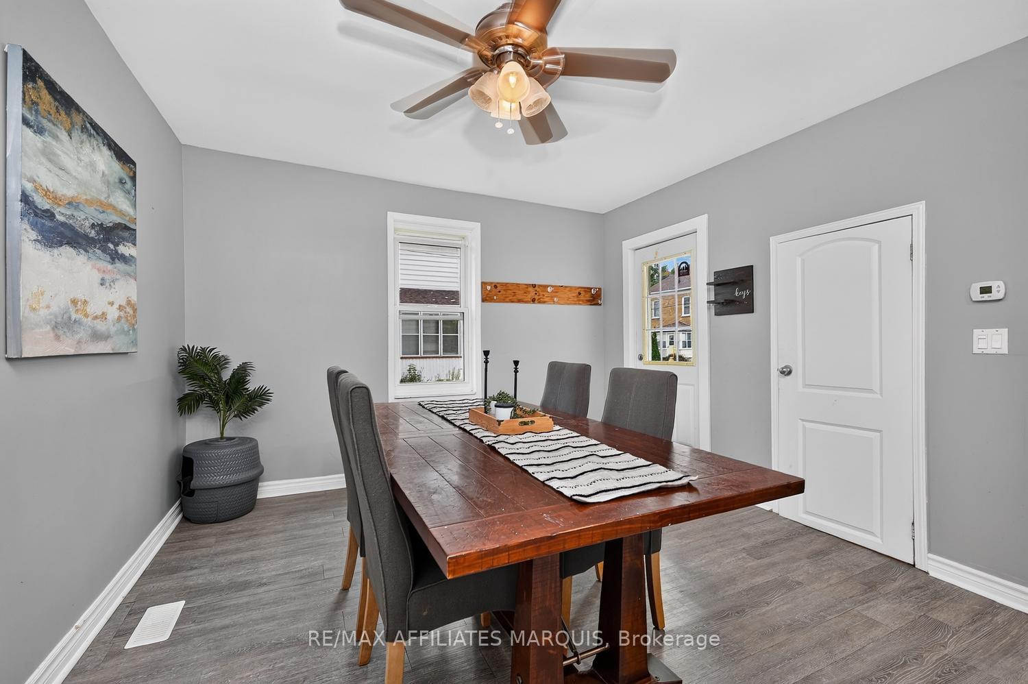Photo 18 of 57 Smiths Falls Avenue, Smiths Falls, Smiths Falls — HOMEH
