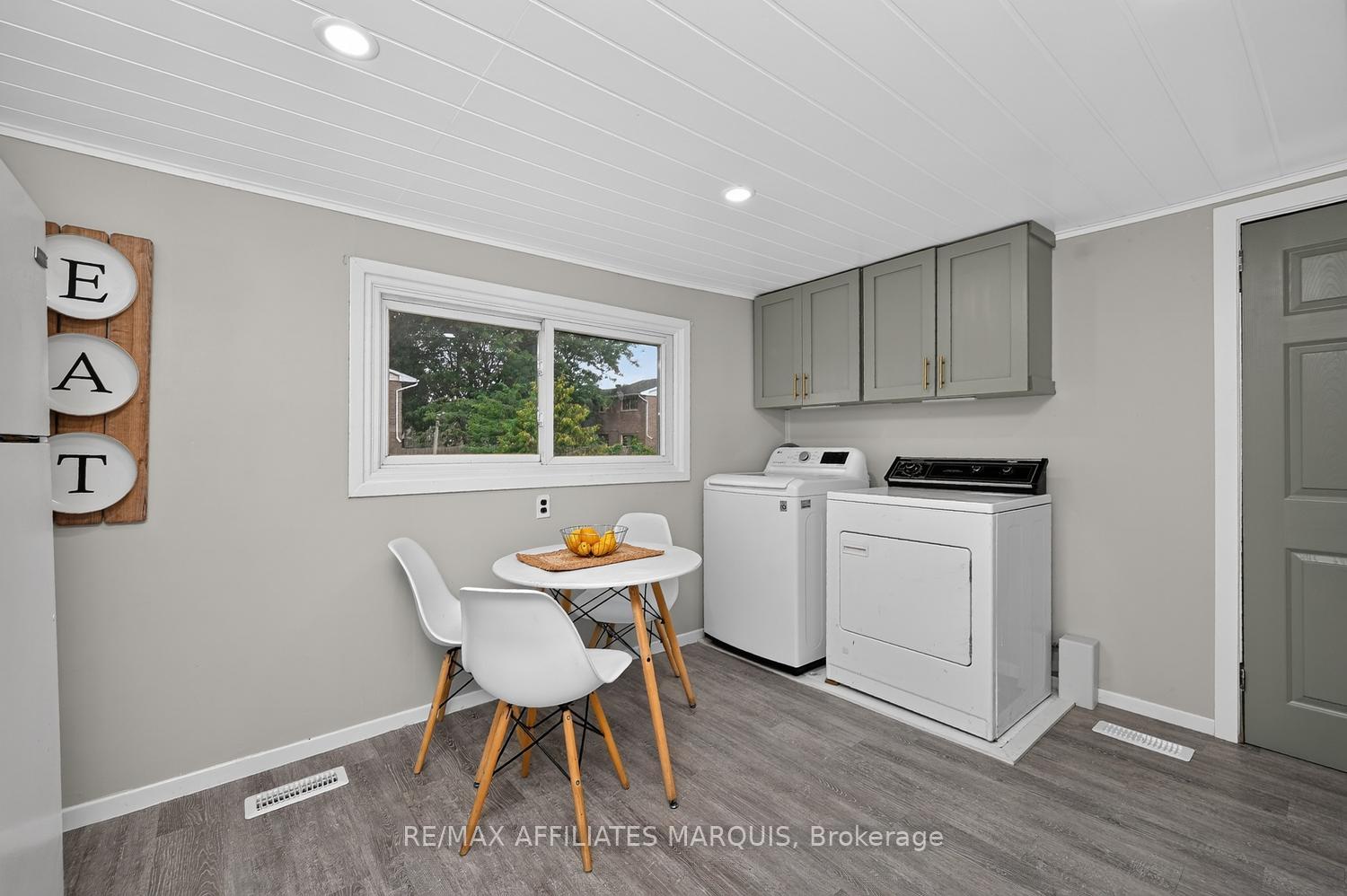 Photo 23 of 57 Smiths Falls Avenue, Smiths Falls, Smiths Falls — HOMEH