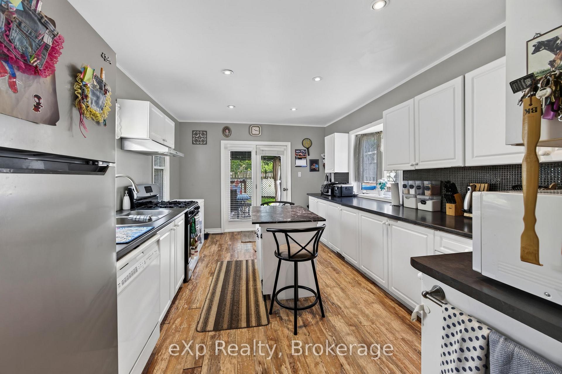 Photo 13 of 99 Dufferin Street, Stratford — HOMEH