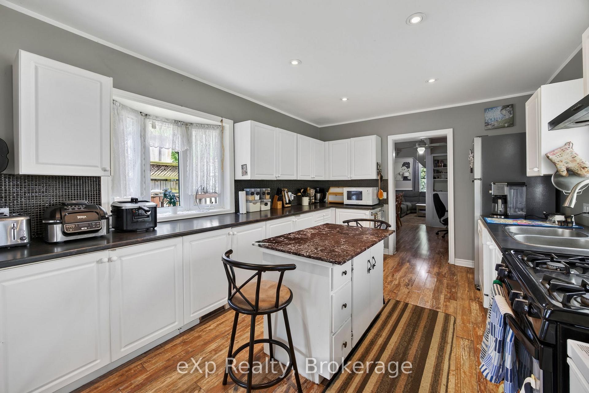 Photo 14 of 99 Dufferin Street, Stratford — HOMEH
