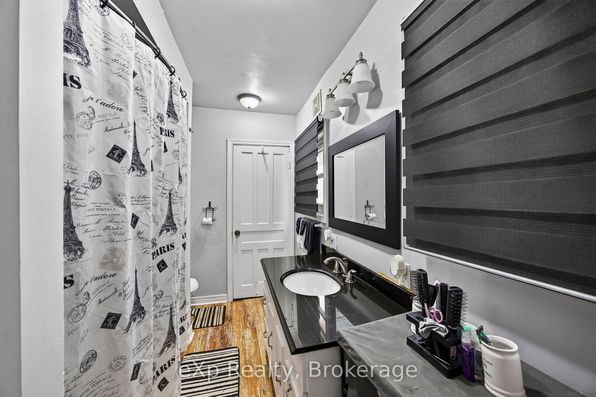 Photo 15 of 99 Dufferin Street, Stratford — HOMEH