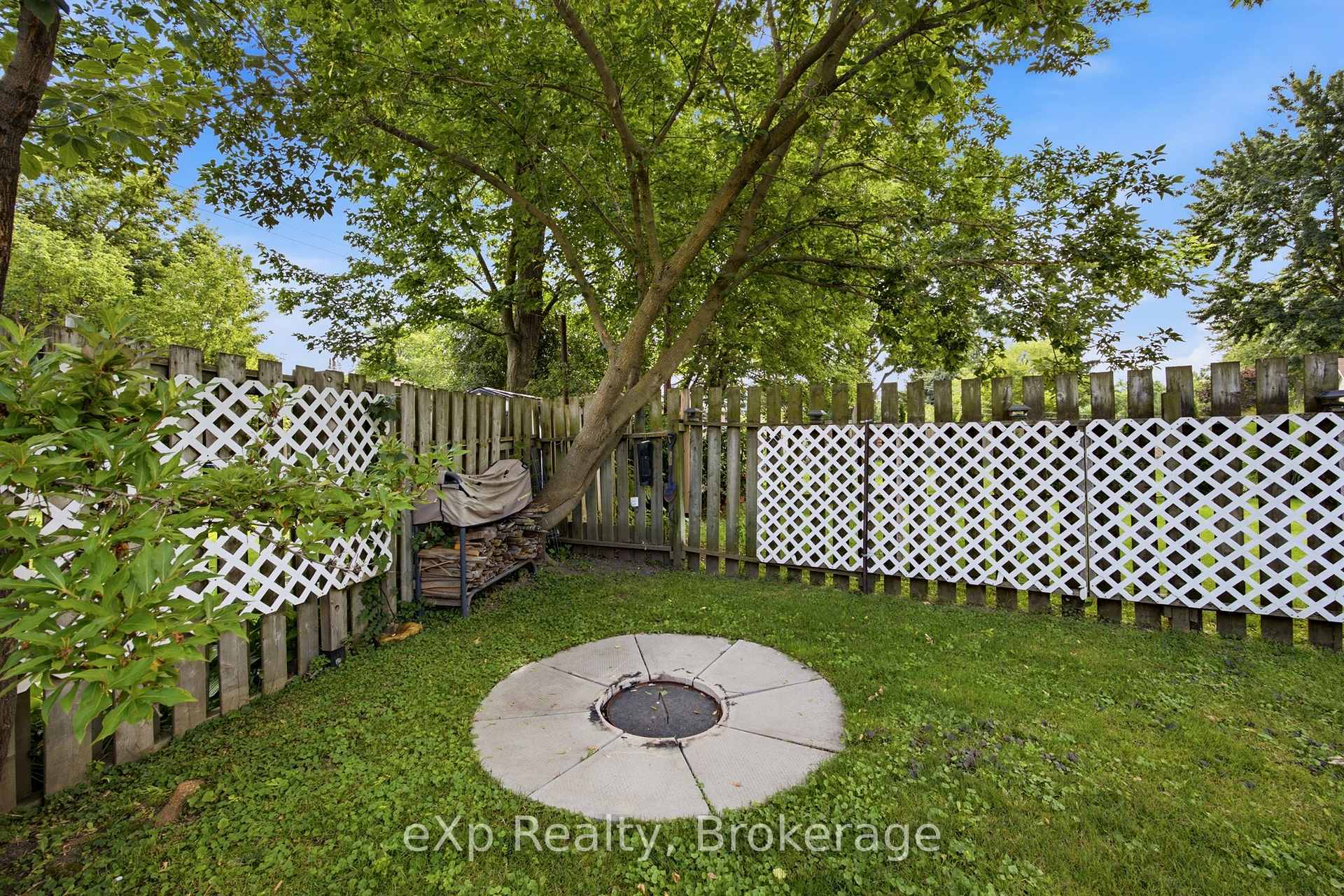 Photo 25 of 99 Dufferin Street, Stratford — HOMEH