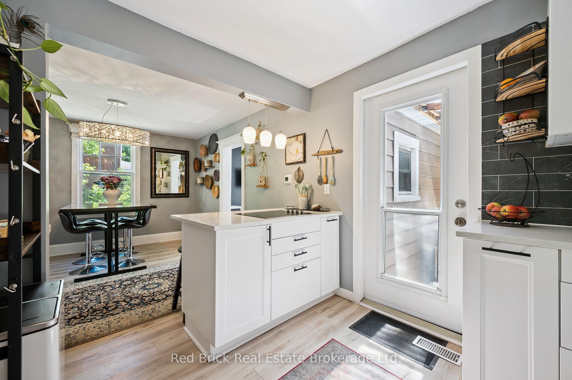 Photo 13 of 324 Waterloo Avenue, Guelph, Junction/Onward Willow — HOMEH