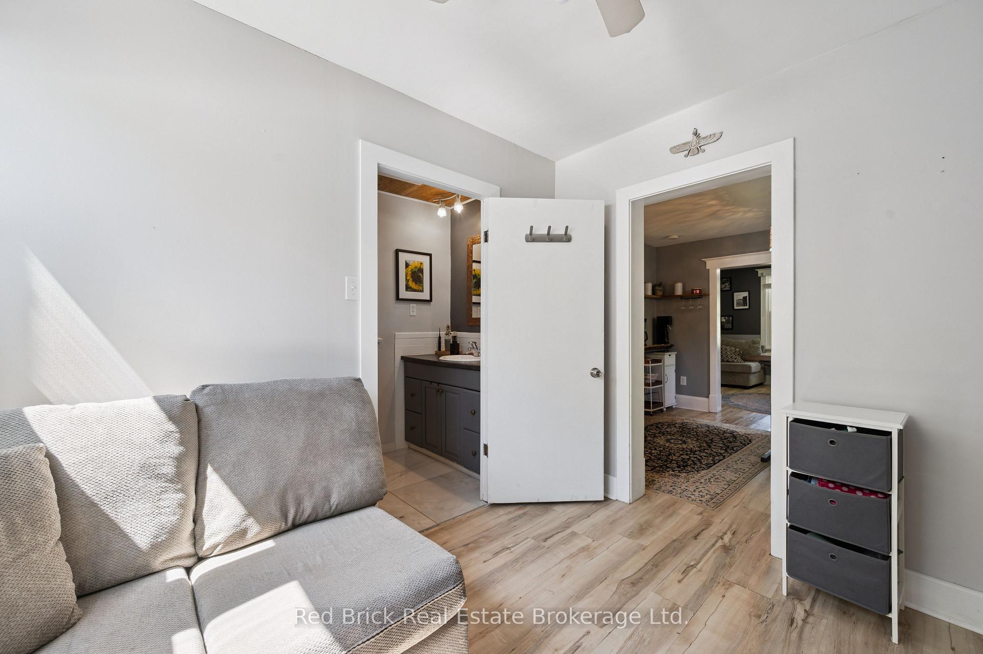 Photo 16 of 324 Waterloo Avenue, Guelph, Junction/Onward Willow — HOMEH