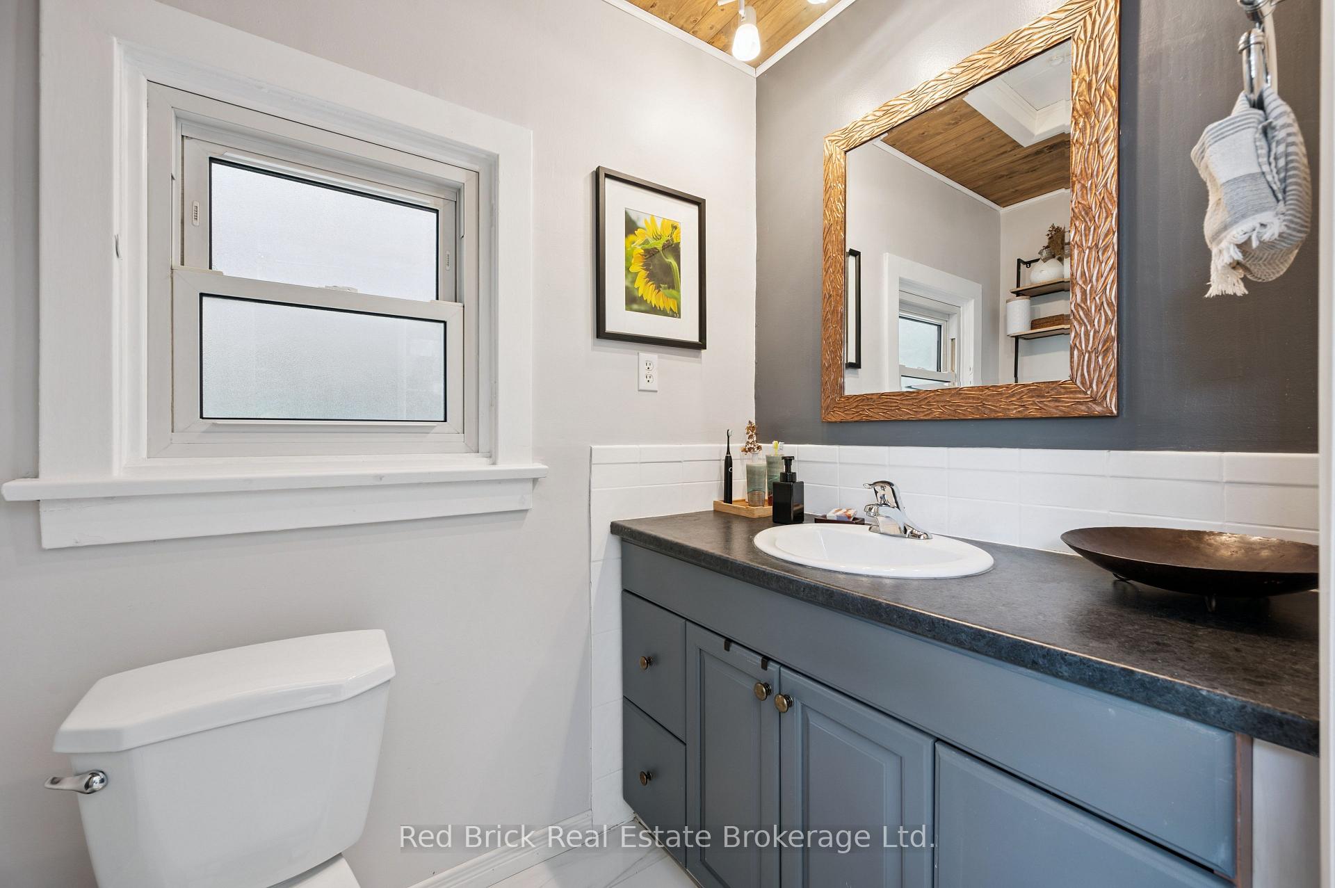 Photo 17 of 324 Waterloo Avenue, Guelph, Junction/Onward Willow — HOMEH