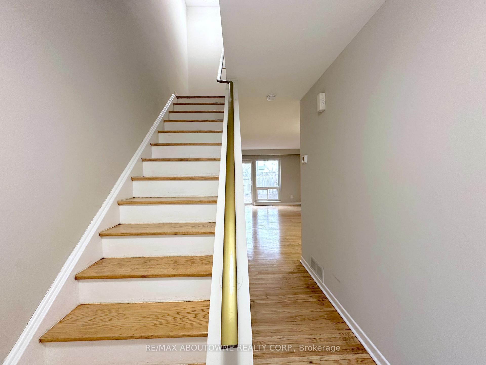 Photo 8 of Unit TH4, 63 Havenbrook Boulevard, North York, Henry Farm — HOMEH