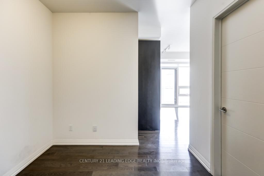 Photo 4 of Unit 939, 460 Adelaide Street E, Toronto, Moss Park — HOMEH