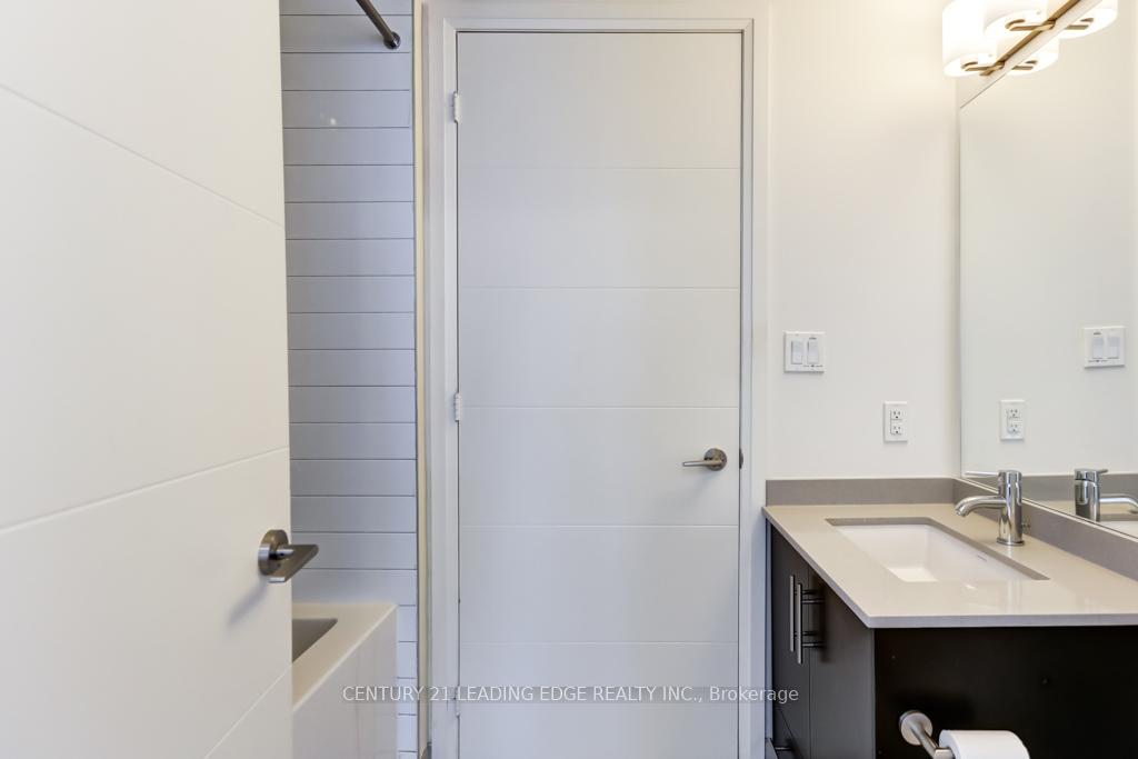 Photo 15 of Unit 939, 460 Adelaide Street E, Toronto, Moss Park — HOMEH