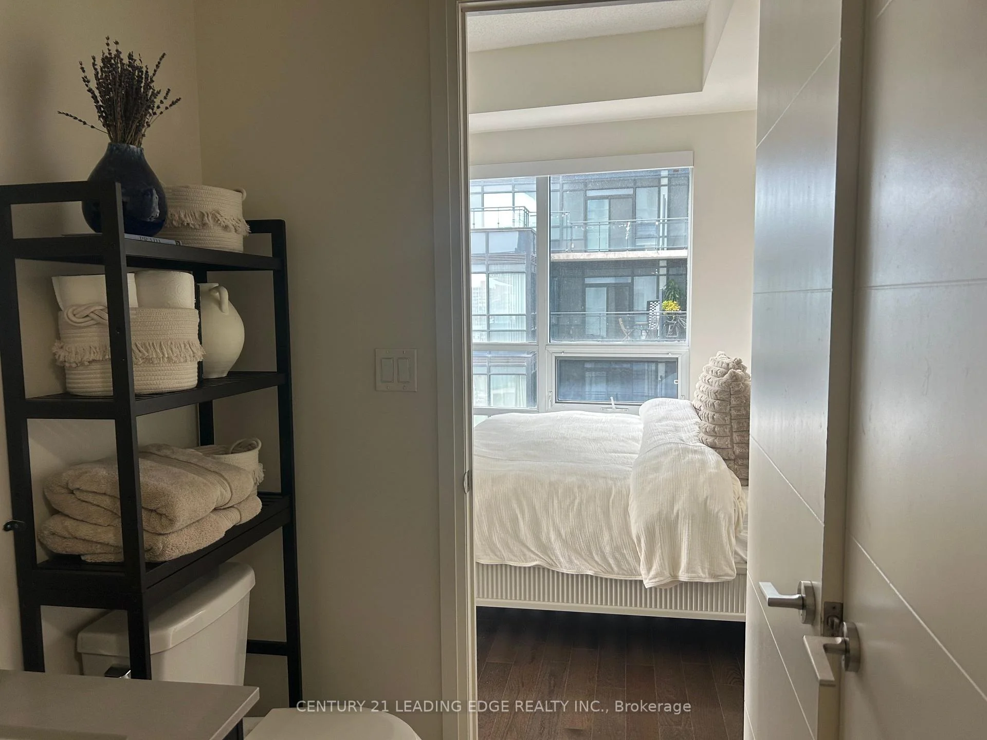 Photo 16 of Unit 939, 460 Adelaide Street E, Toronto, Moss Park — HOMEH
