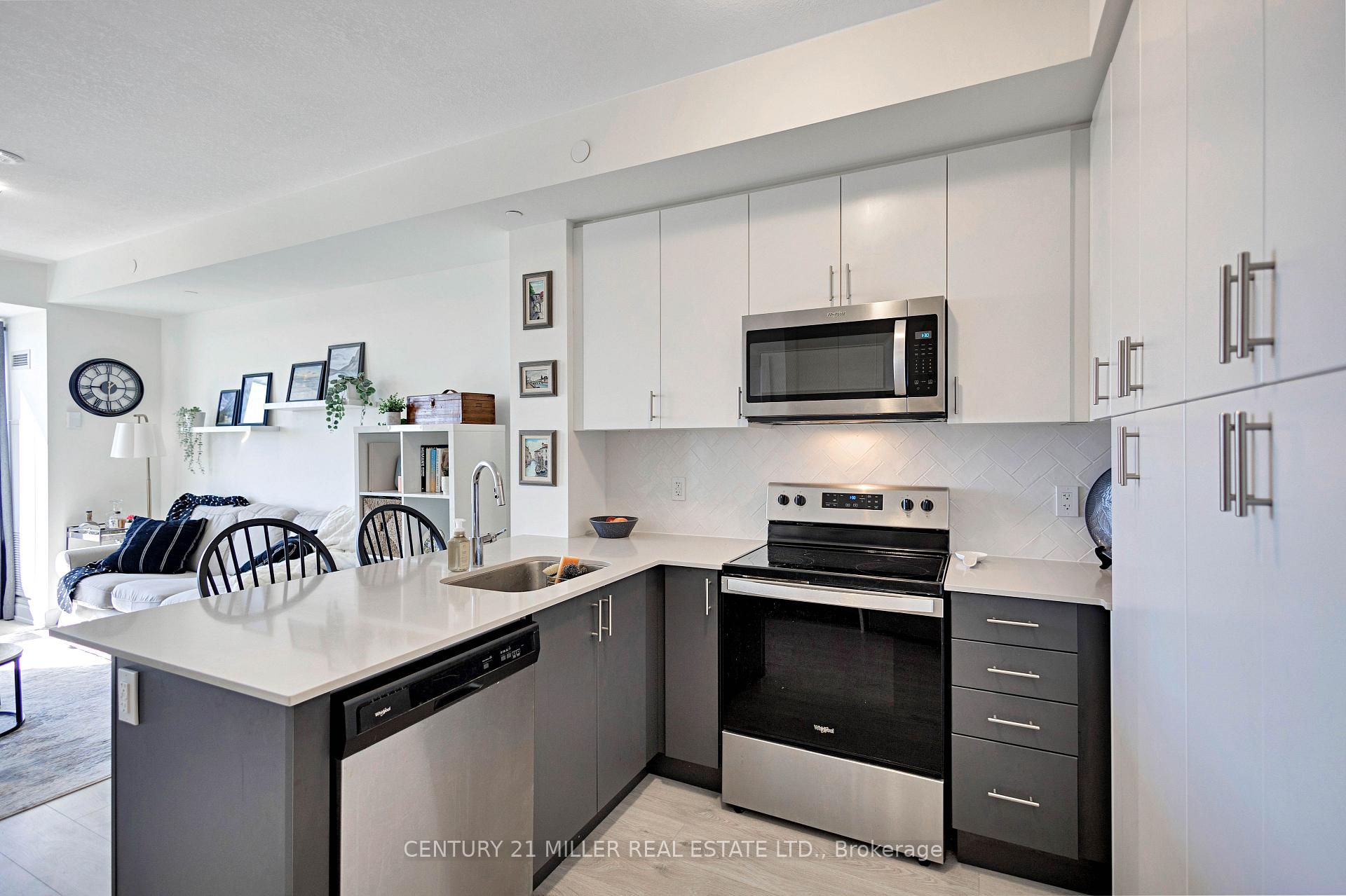 Photo 7 of Unit 721, 3200 William Coltson Avenue, Oakville, Joshua Meadows — HOMEH