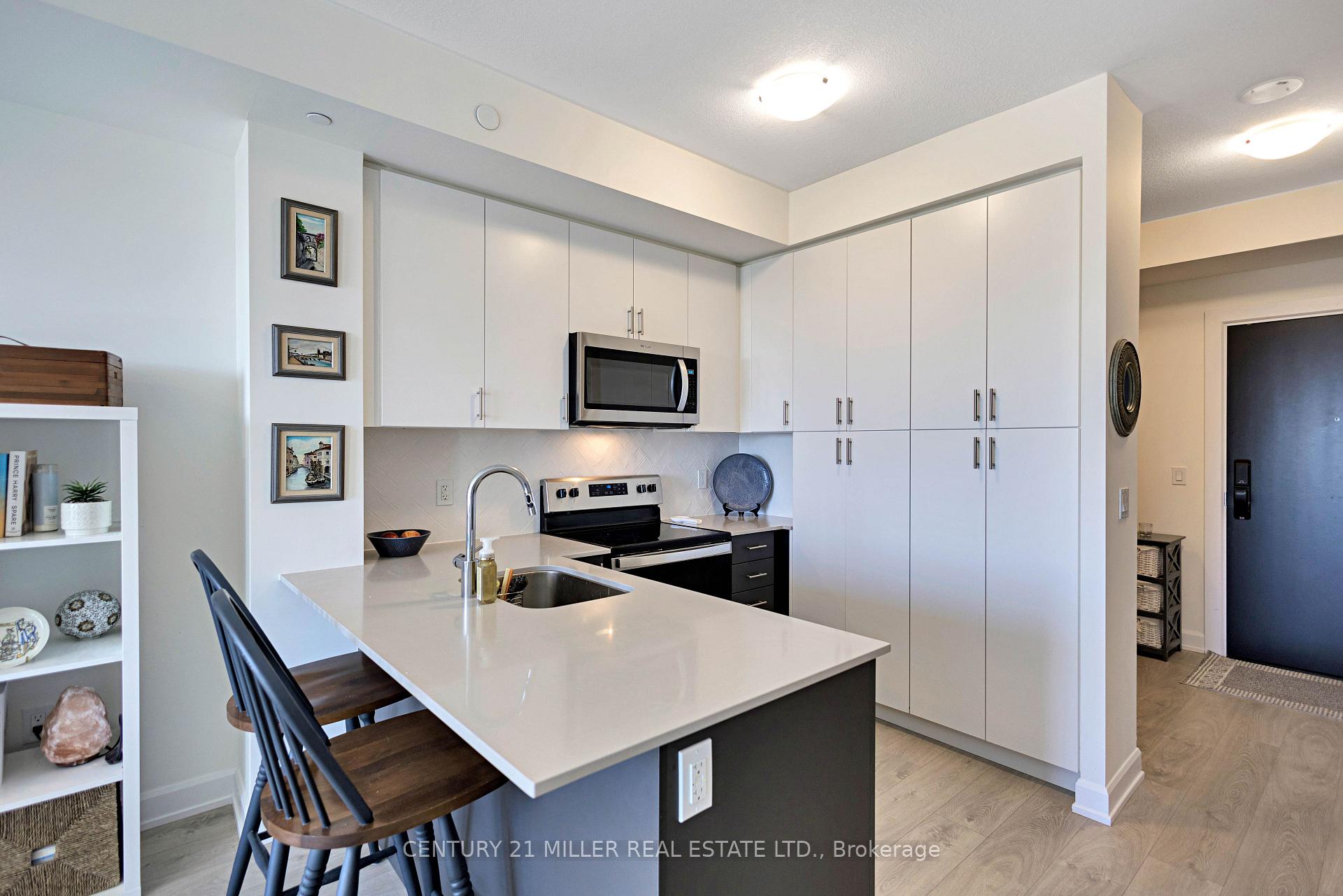 Photo 8 of Unit 721, 3200 William Coltson Avenue, Oakville, Joshua Meadows — HOMEH