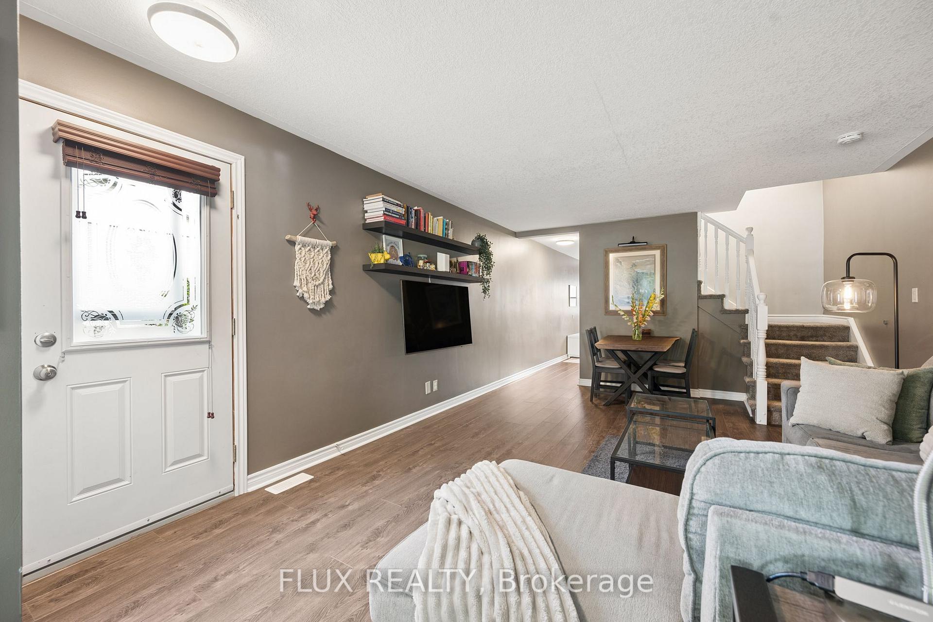 Photo 9 of Unit 9, 266 Dufferin Street, Stratford — HOMEH