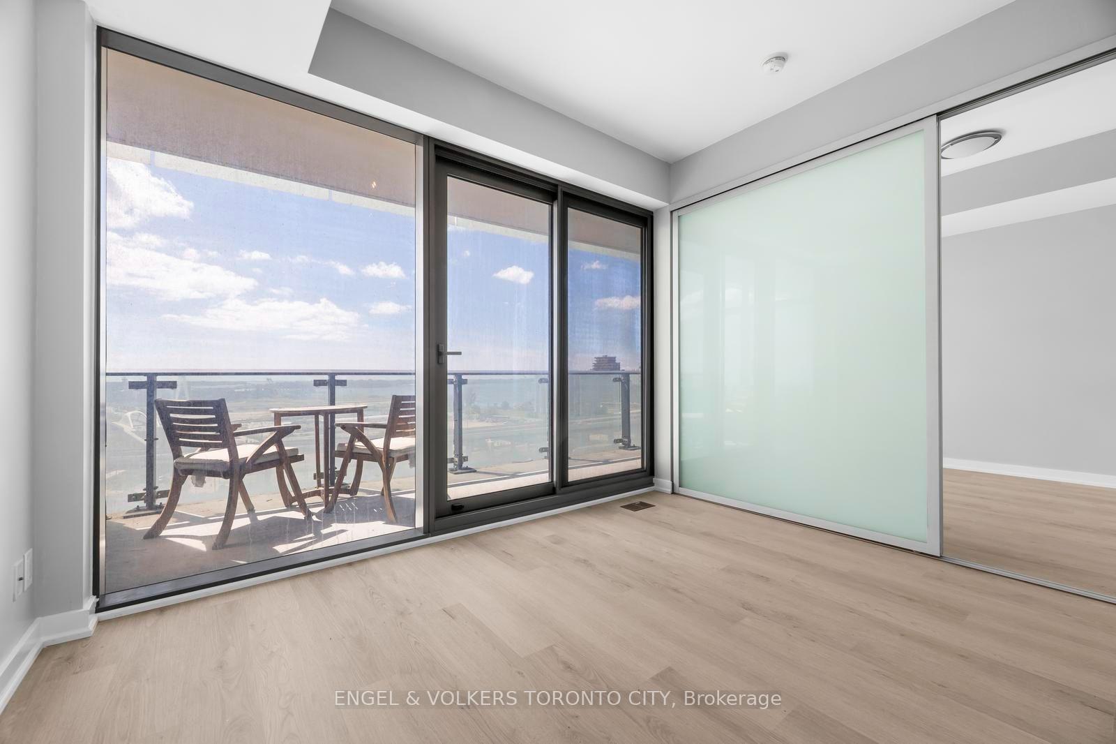 Photo 5 of Unit 1009, 390 Cherry Street, Toronto, Waterfront Communities — HOMEH