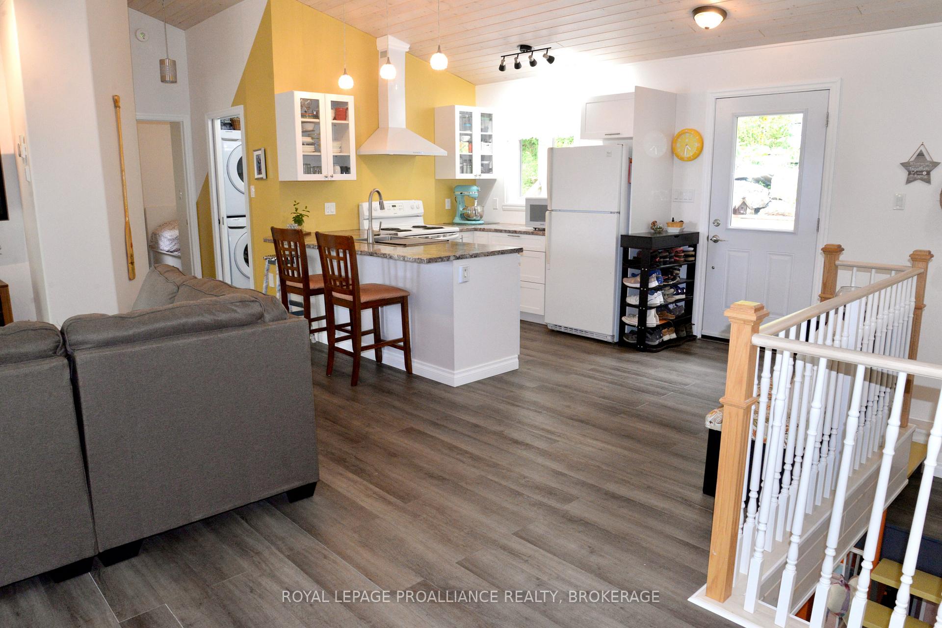 Photo 17 of 1099 Almost Lane, Frontenac, Frontenac North — HOMEH