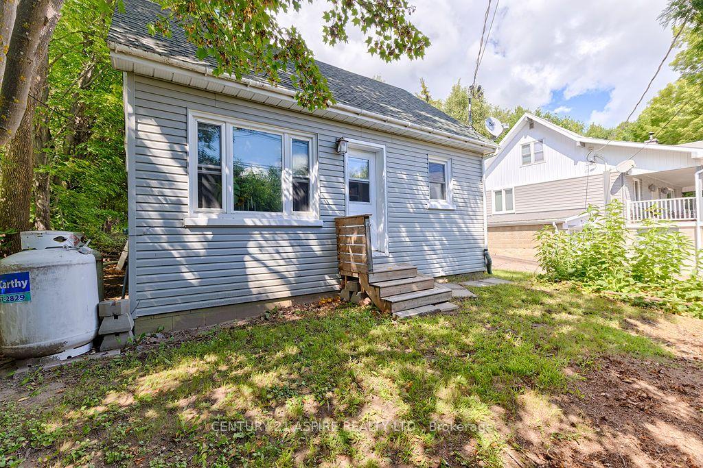 Photo 3 of 168 Bonnechere Street E, Bonnechere Valley, Eganville/Bonnechere Twp — HOMEH