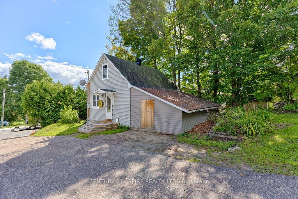 Photo 5 of 168 Bonnechere Street E, Bonnechere Valley, Eganville/Bonnechere Twp — HOMEH