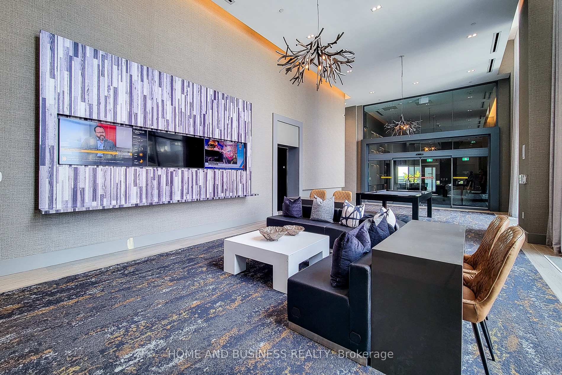 Photo 7 of Unit 710, 2450 Old Bronte Road E, Oakville, Westmount — HOMEH