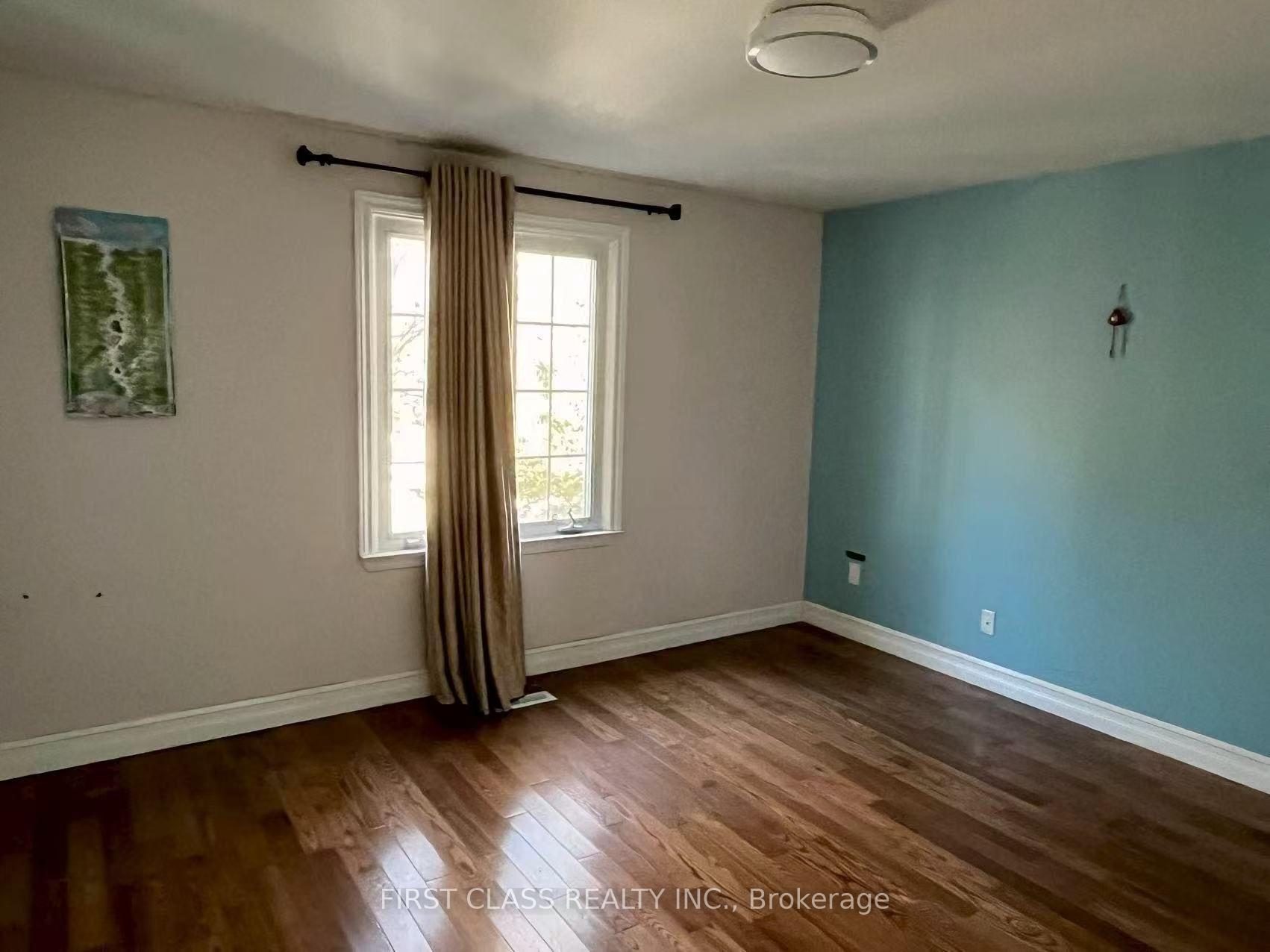 Photo 5 of Unit Main & Second Floor, 53 Aberfeldy Crescent, Markham, German Mills — HOMEH