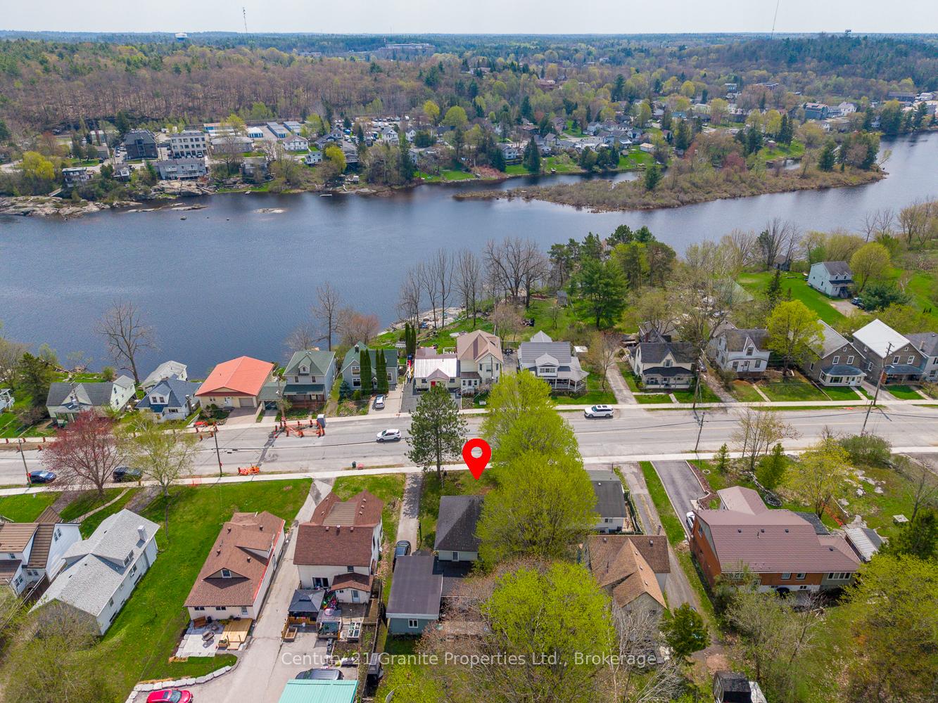 Photo 7 of 50 William Street, Parry Sound — HOMEH