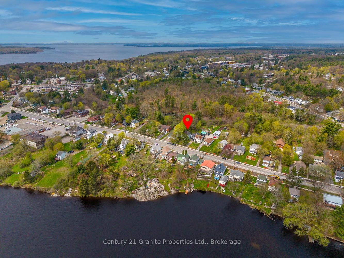 Photo 8 of 50 William Street, Parry Sound — HOMEH