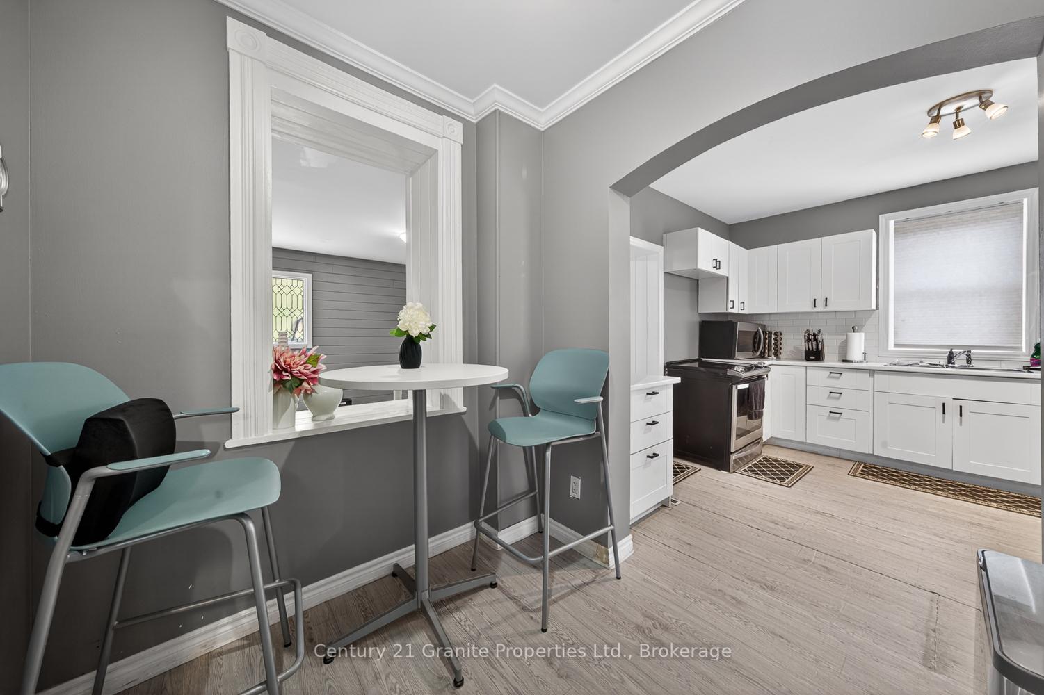 Photo 15 of 50 William Street, Parry Sound — HOMEH