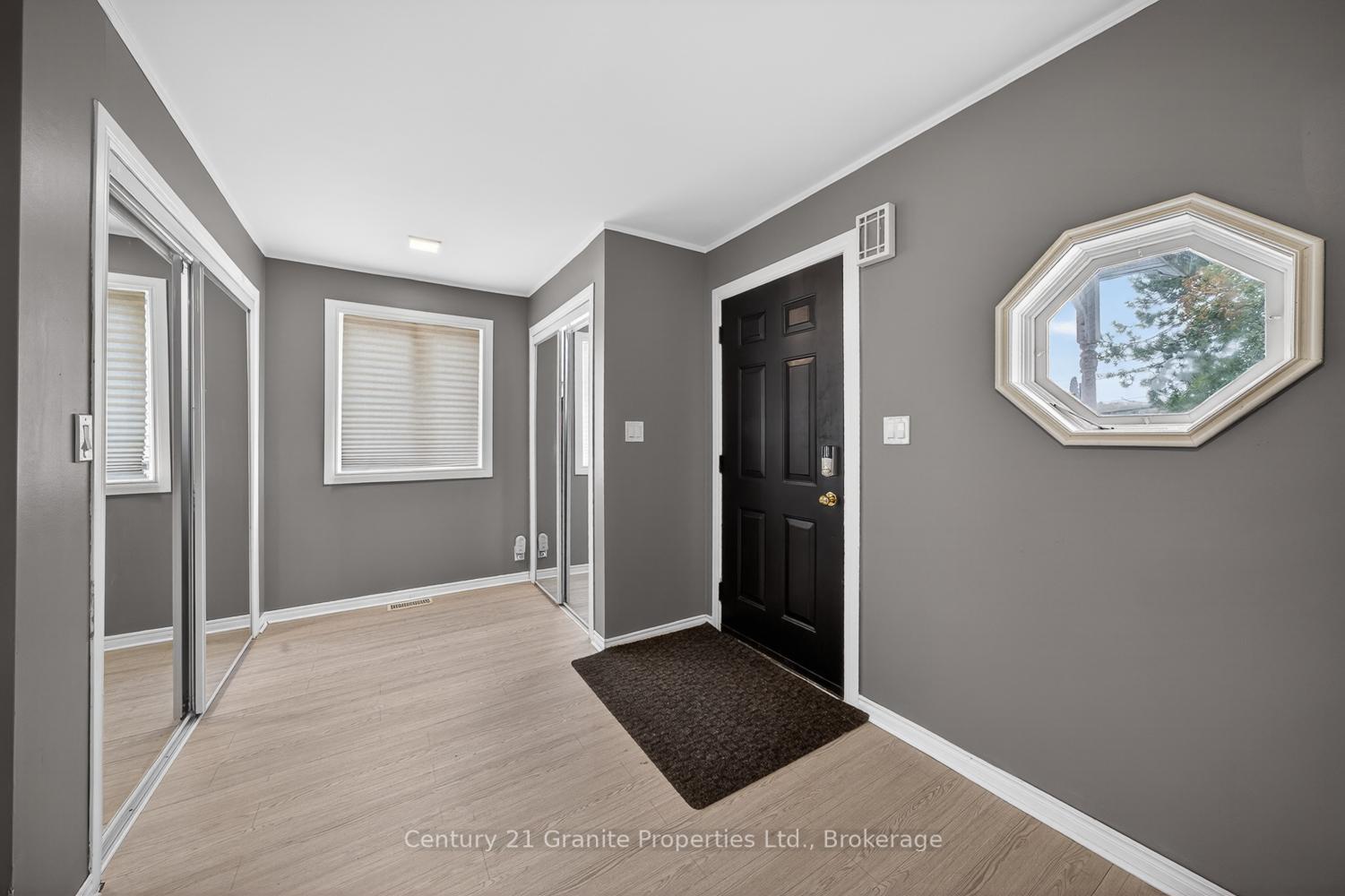 Photo 24 of 50 William Street, Parry Sound — HOMEH