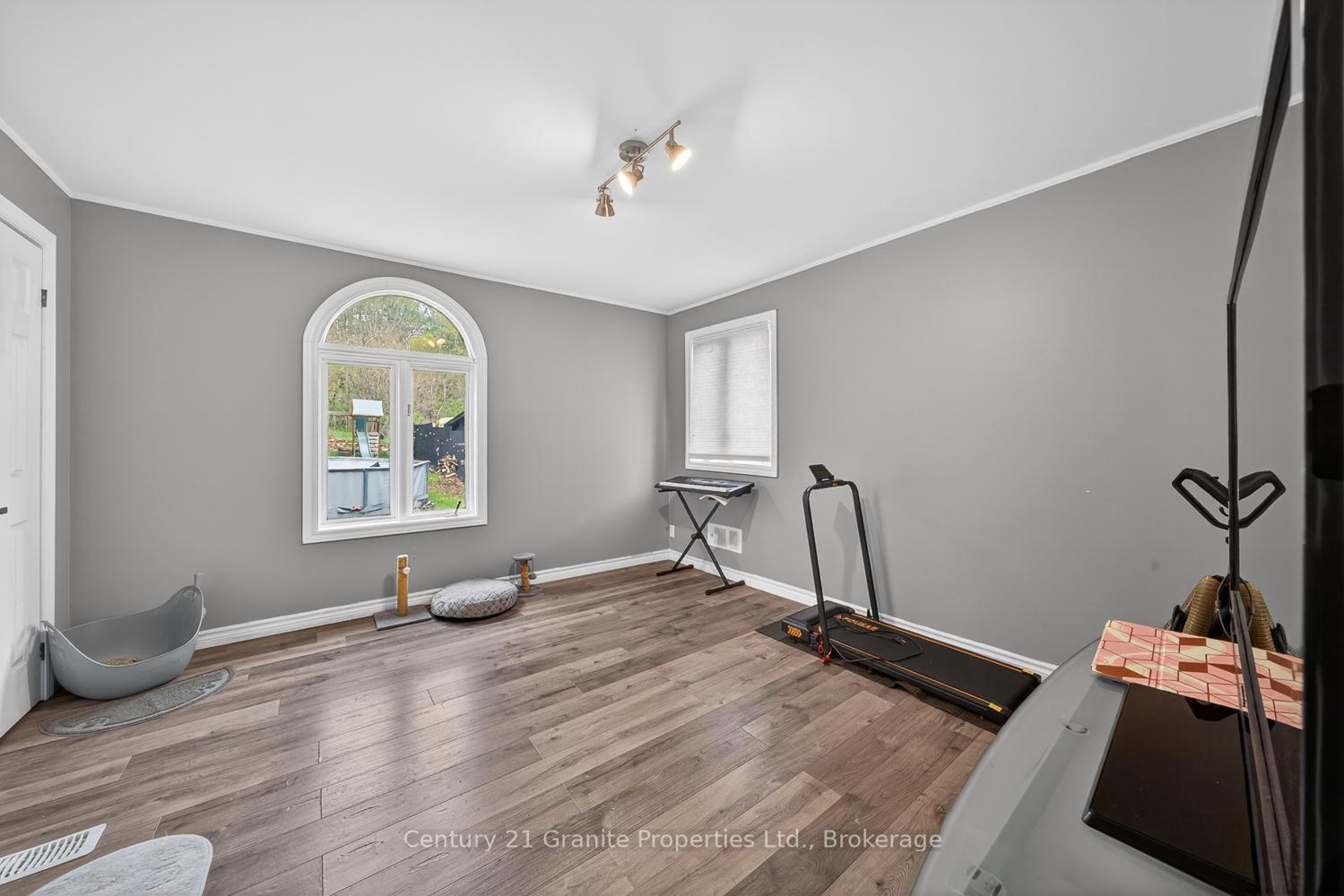 Photo 25 of 50 William Street, Parry Sound — HOMEH