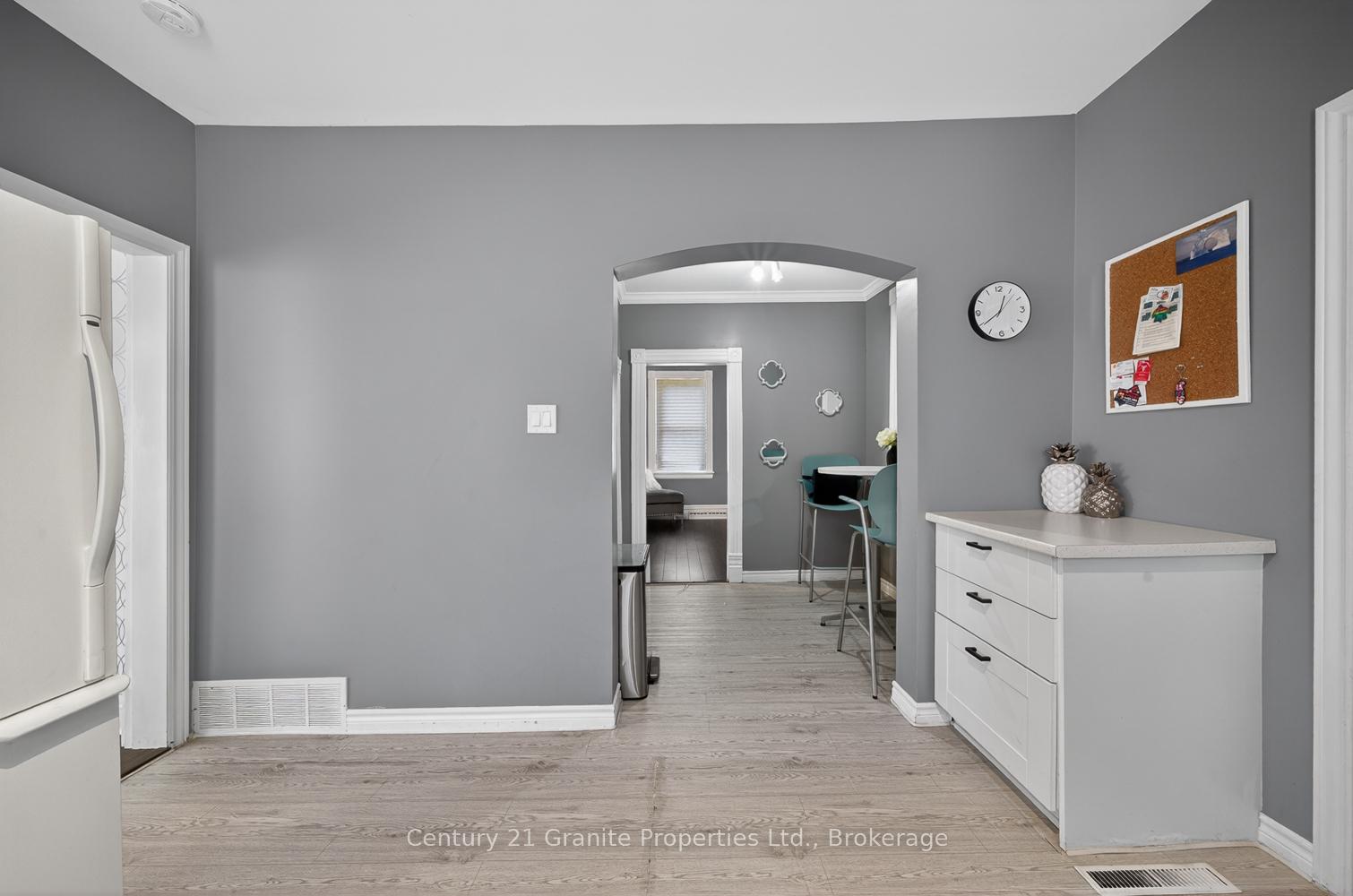 Photo 28 of 50 William Street, Parry Sound — HOMEH