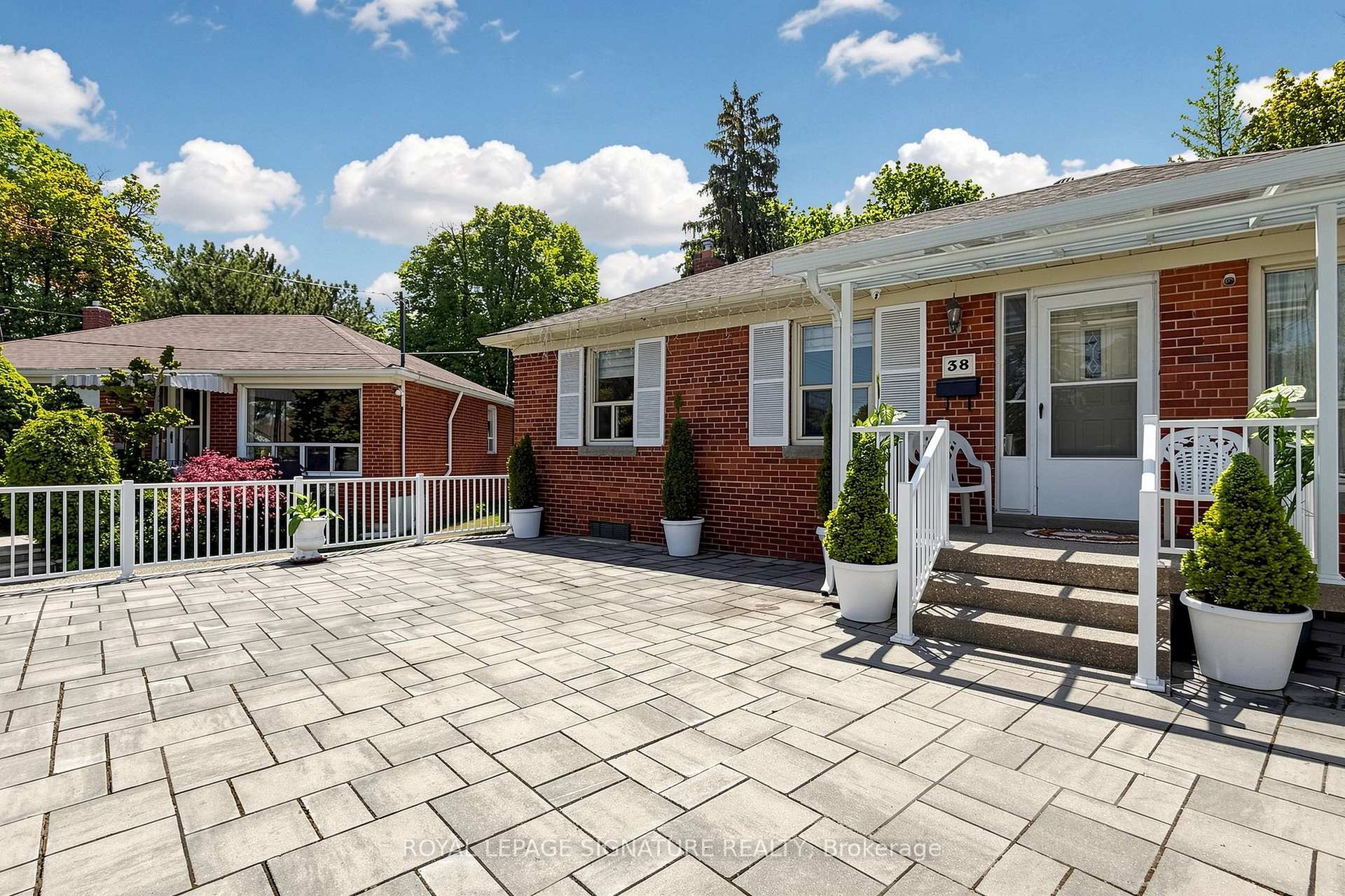 Photo 9 of 38 Lingarde Drive, Scarborough, Wexford-Maryvale — HOMEH