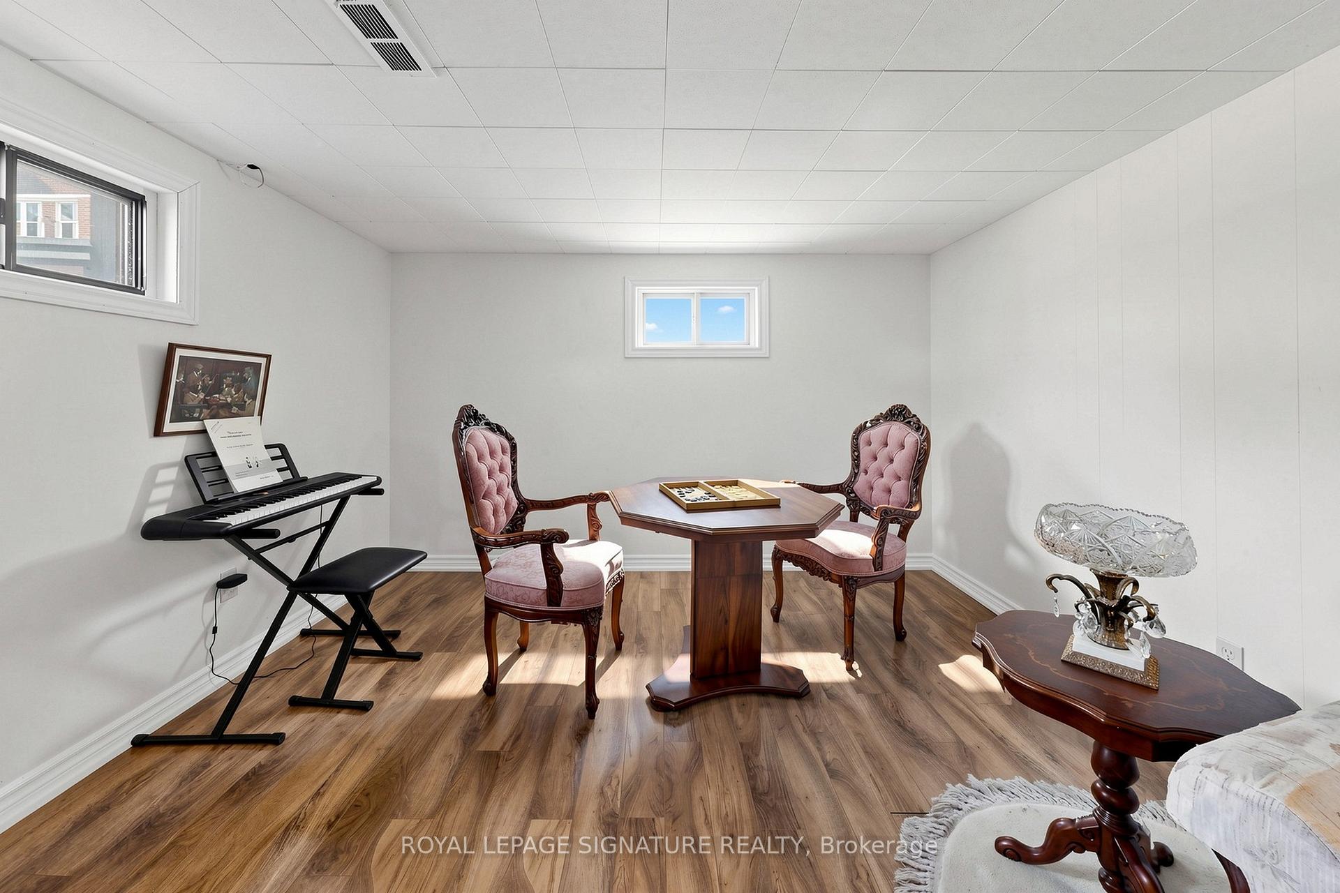 Photo 24 of 38 Lingarde Drive, Scarborough, Wexford-Maryvale — HOMEH