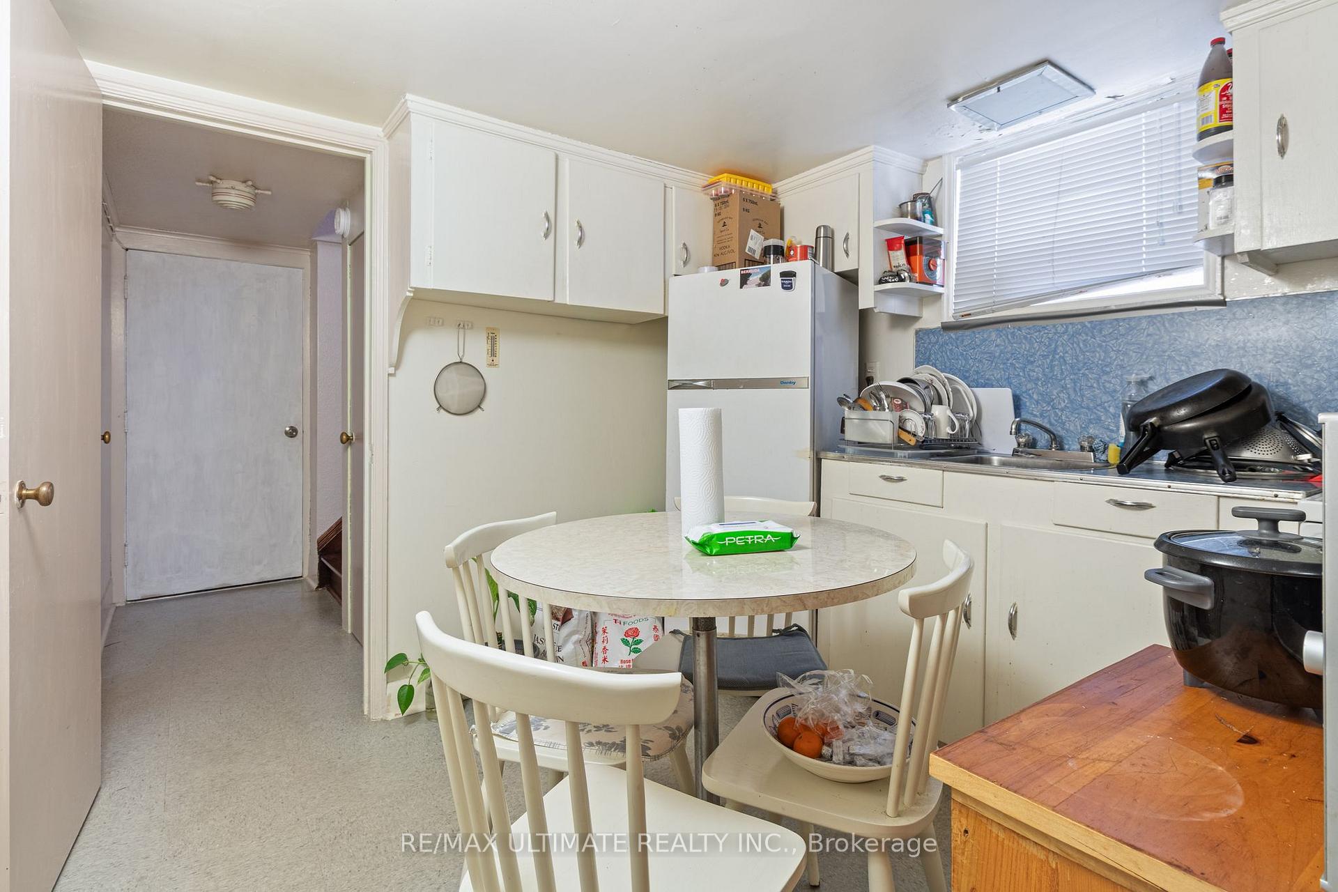 Photo 34 of 519 Douglas Avenue, Toronto, Bedford Park-Nortown — HOMEH
