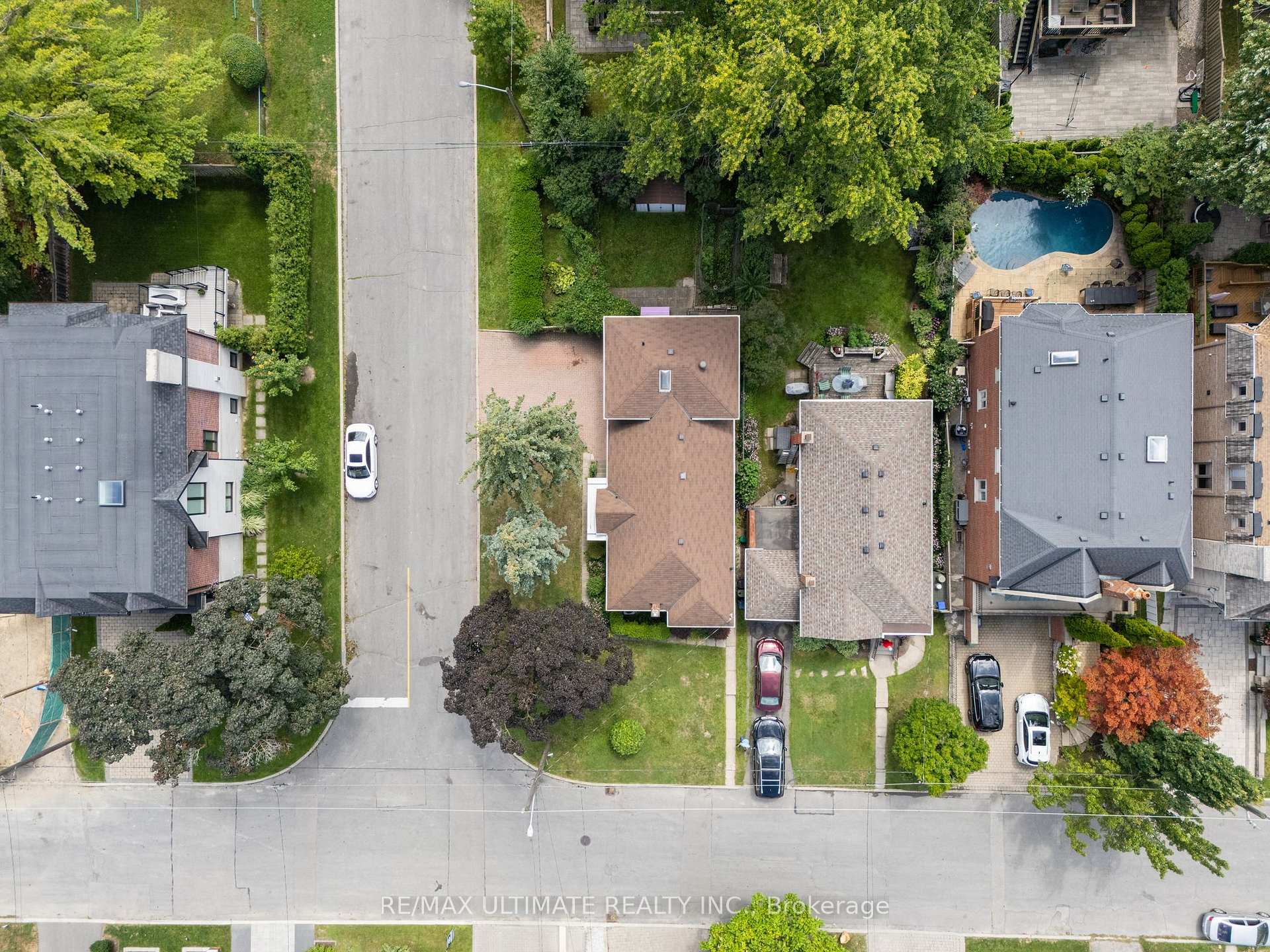 Photo 41 of 519 Douglas Avenue, Toronto, Bedford Park-Nortown — HOMEH