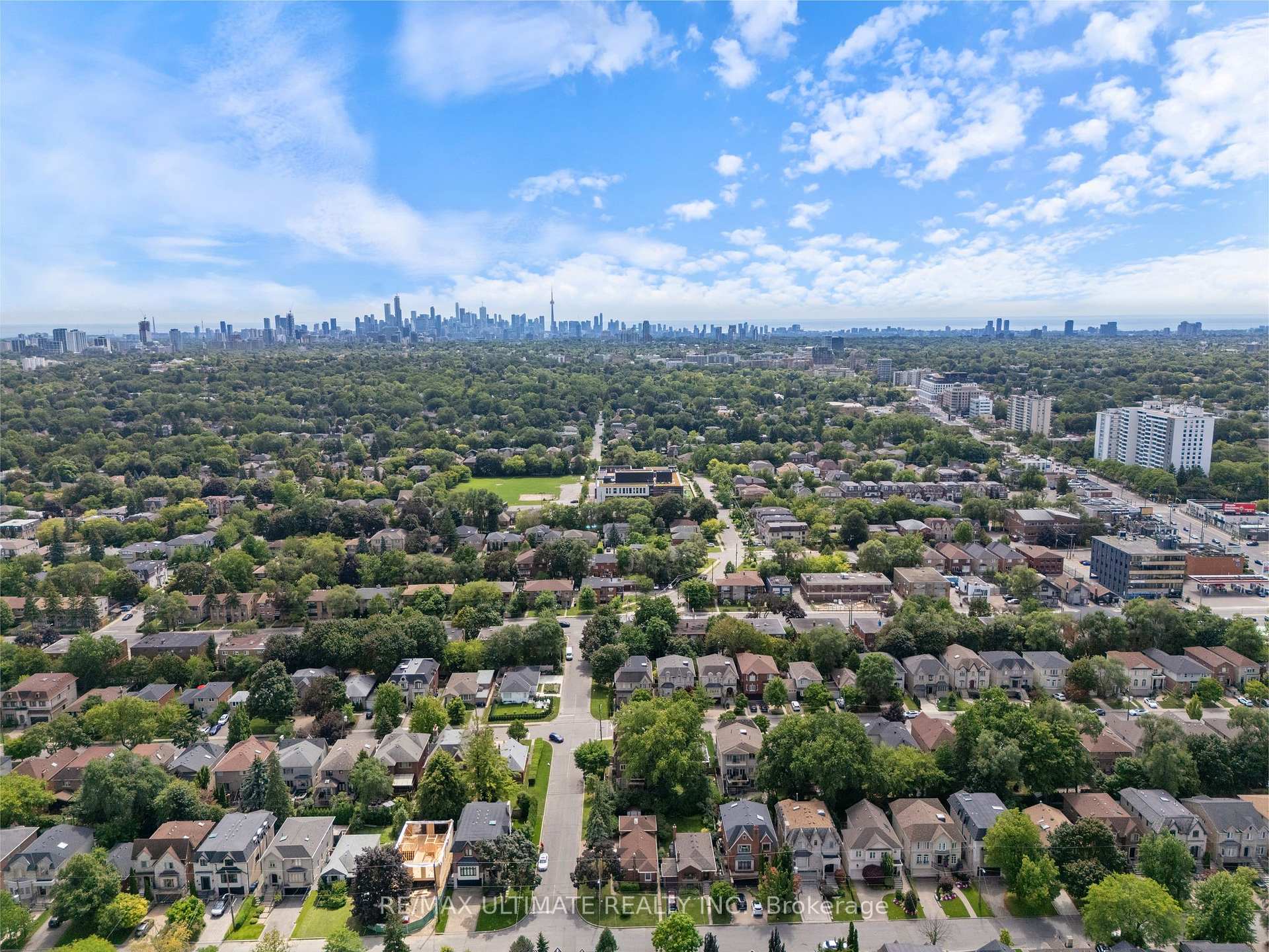 Photo 47 of 519 Douglas Avenue, Toronto, Bedford Park-Nortown — HOMEH