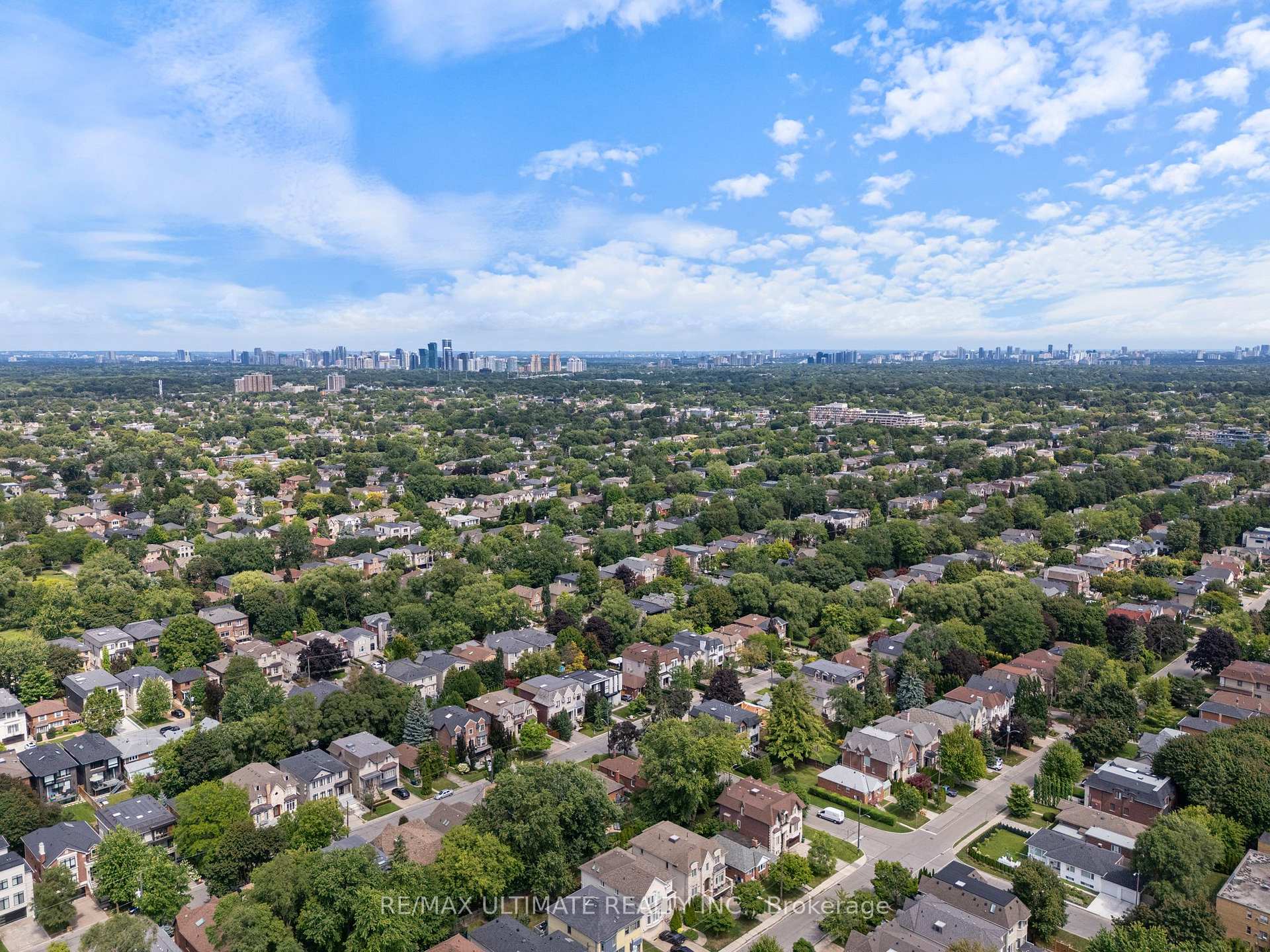 Photo 49 of 519 Douglas Avenue, Toronto, Bedford Park-Nortown — HOMEH