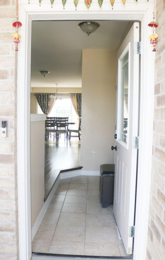 Photo 2 of 6039 Ernest Crescent, Niagara Falls, Forestview — HOMEH
